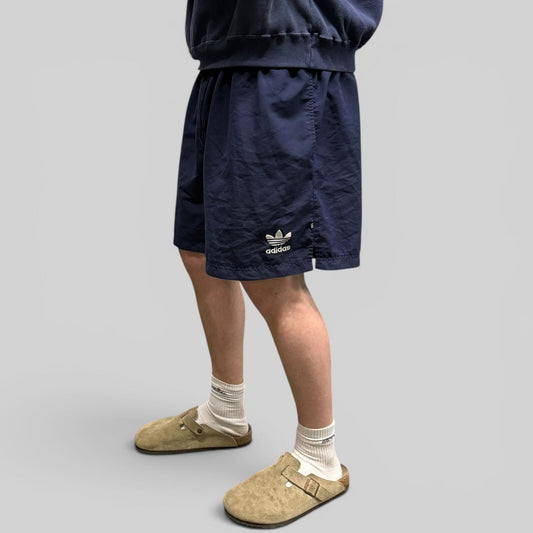Vintage 90s adidas originals baggy sport shorts (L)