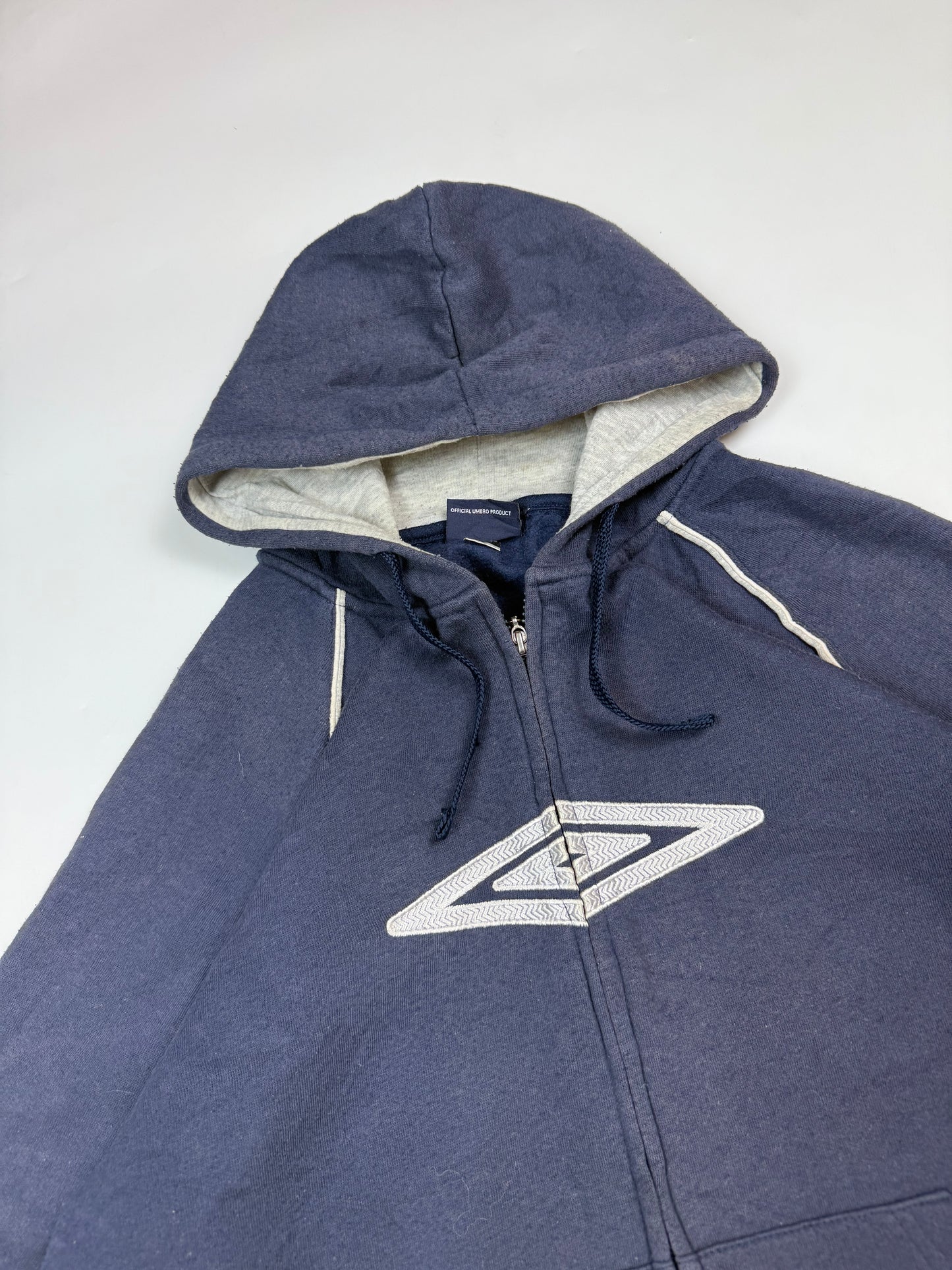 Vintage Umbro centre logo full zip hoodie (L)