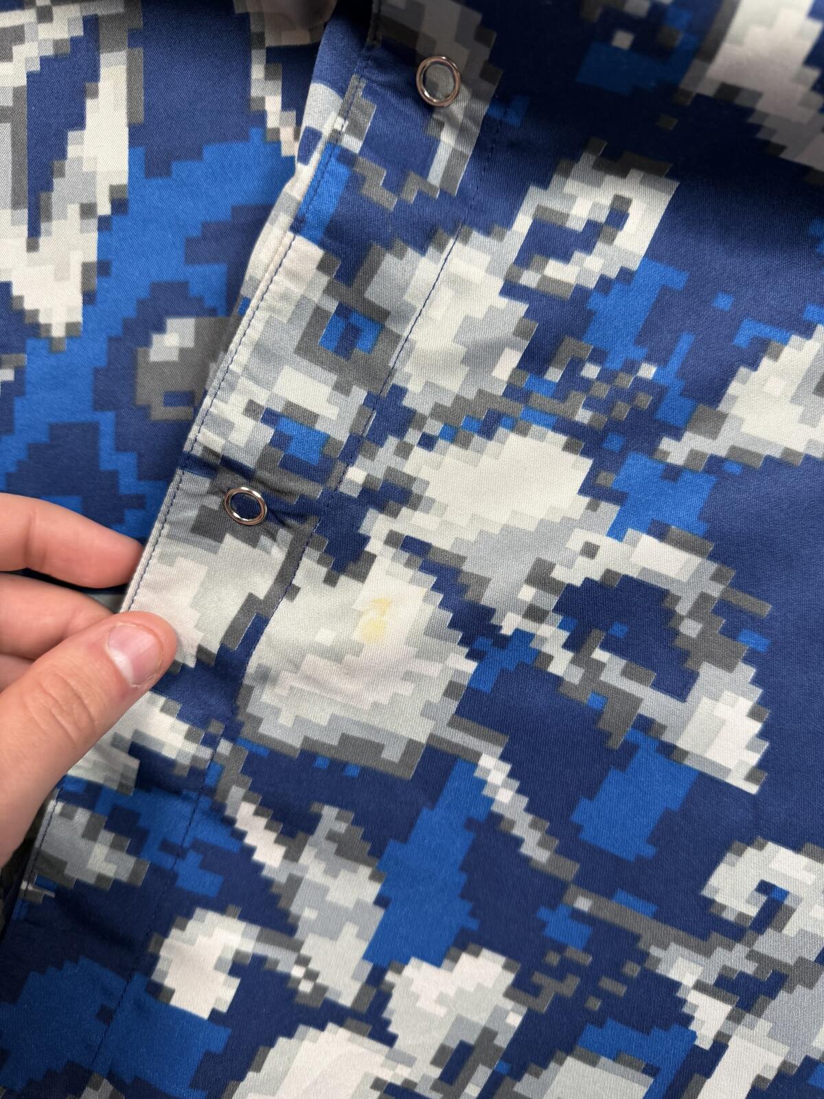 Vintage Y2K No fear abstract short sleeve shirt (L)