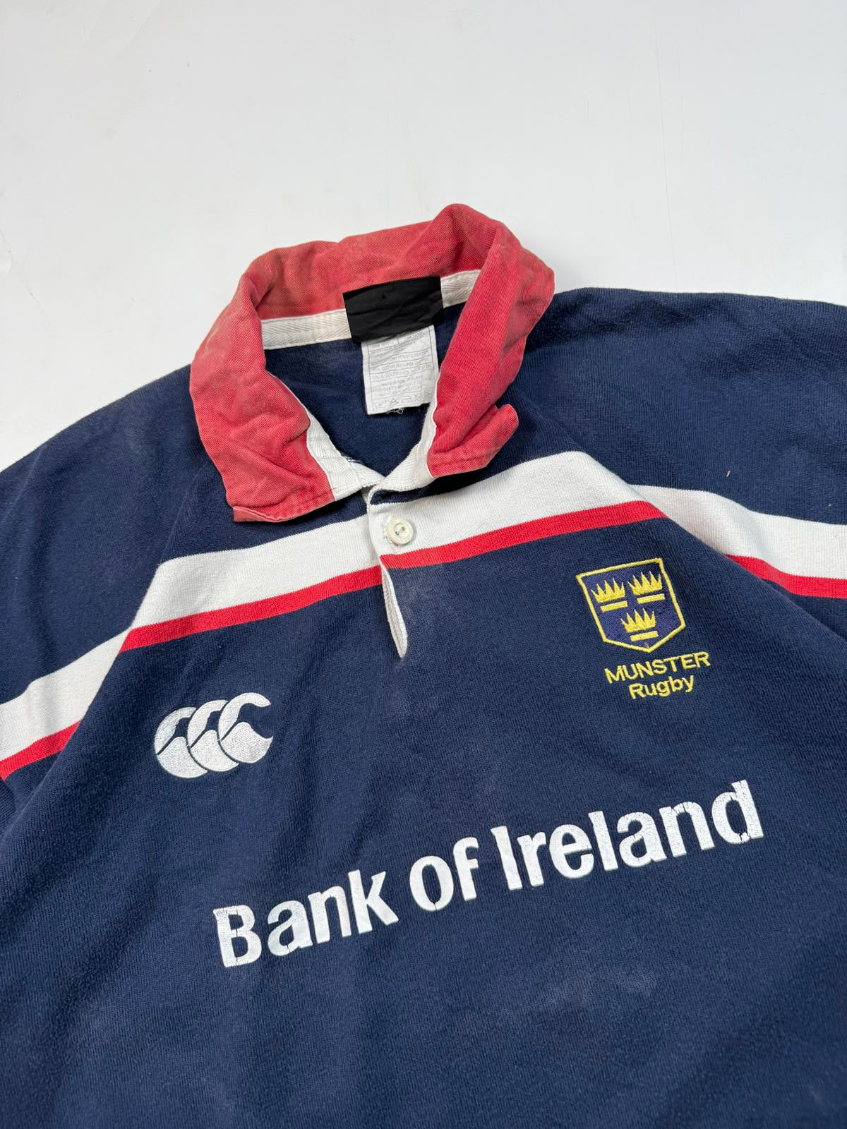 Vintage Munster 2001/02 Canterbury away rugby shirt (L)