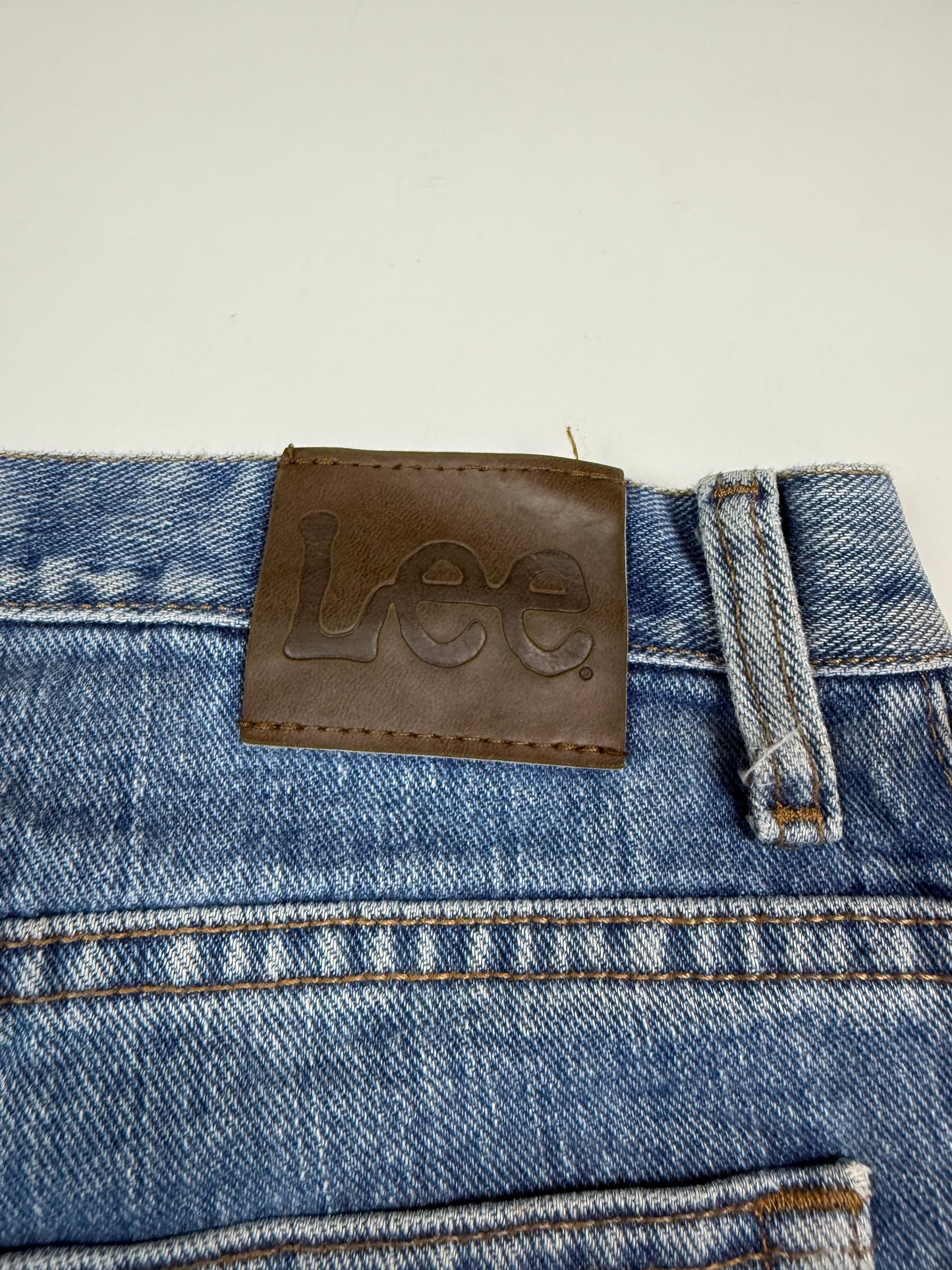 Lee baggy jorts (W33)