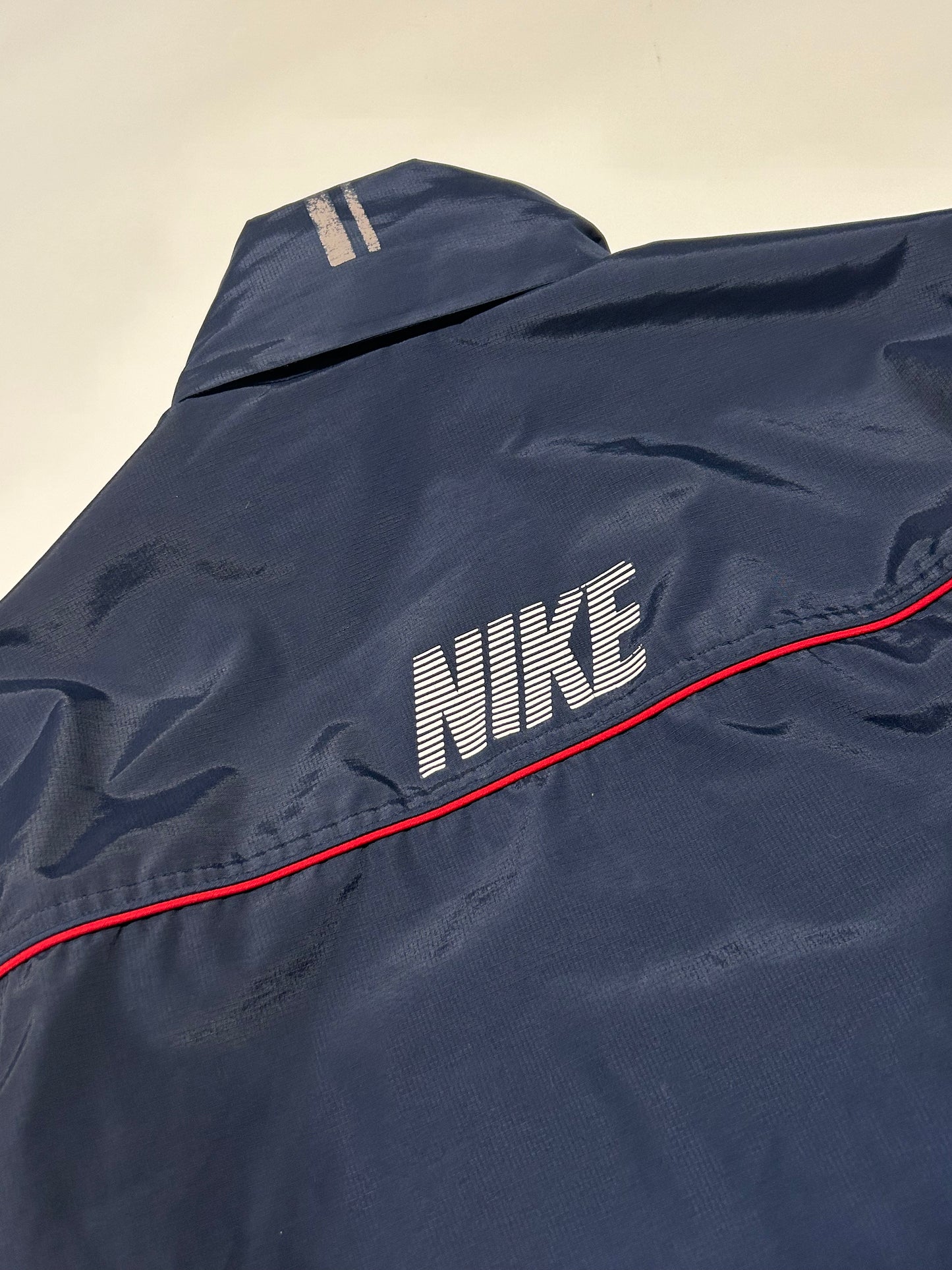 Vintage Nike spell out puffer jacket (L)