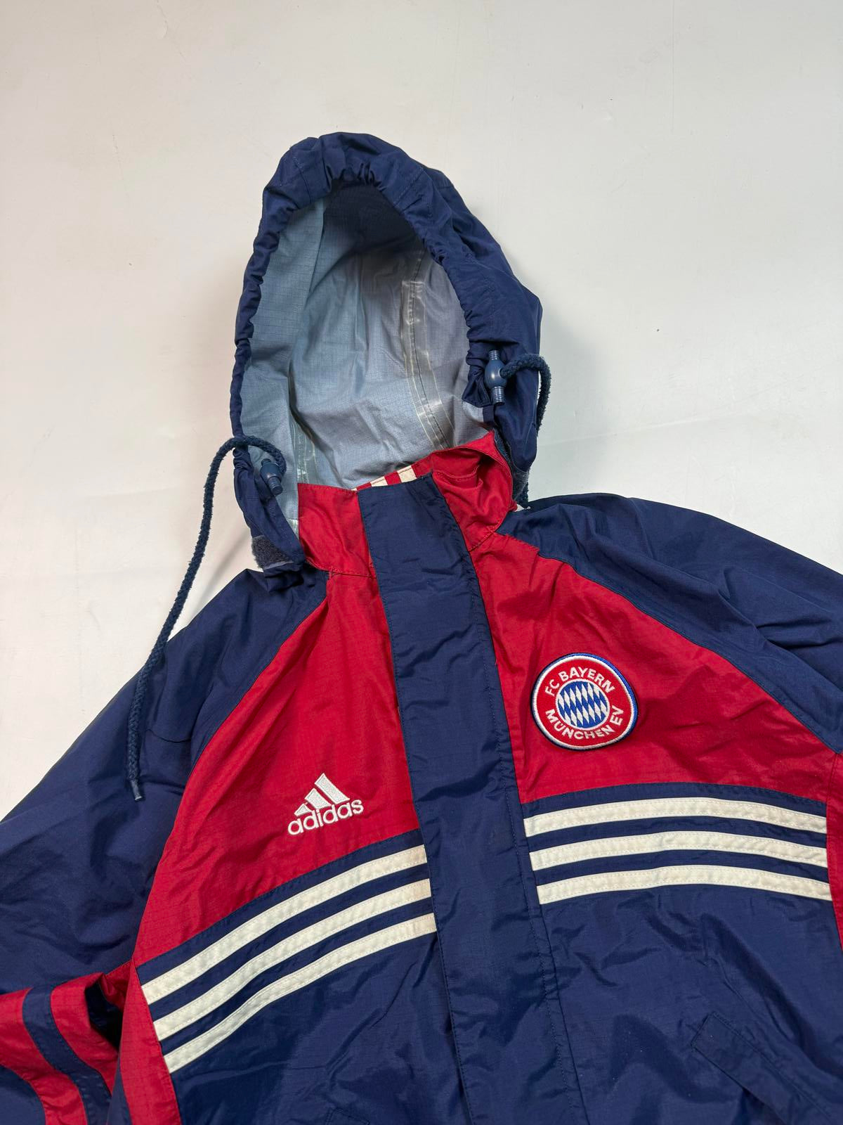 Vintage Bayern Munich 2001/02 Adidas football jacket (YM)