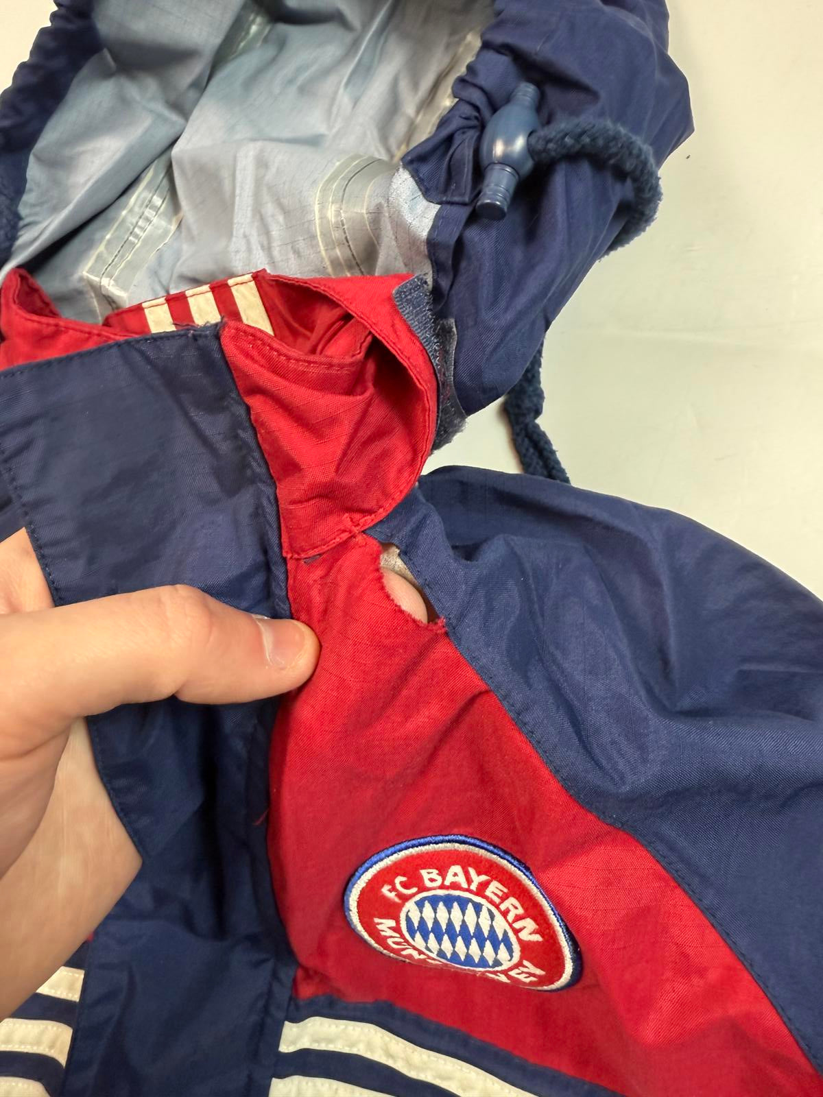 Vintage Bayern Munich 2001/02 Adidas football jacket (YM)