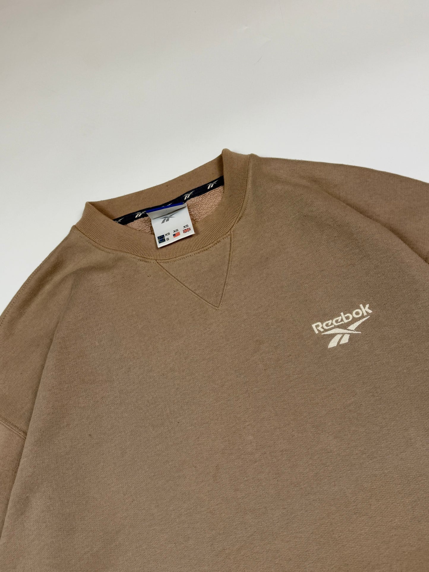 Vintage Reebok small logo sweatshirt (S)