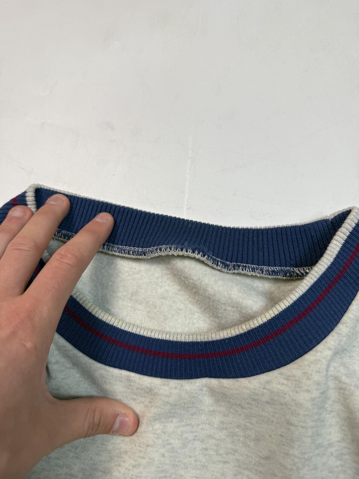 Vintage 90s graphic crewneck sweatshirt (L)