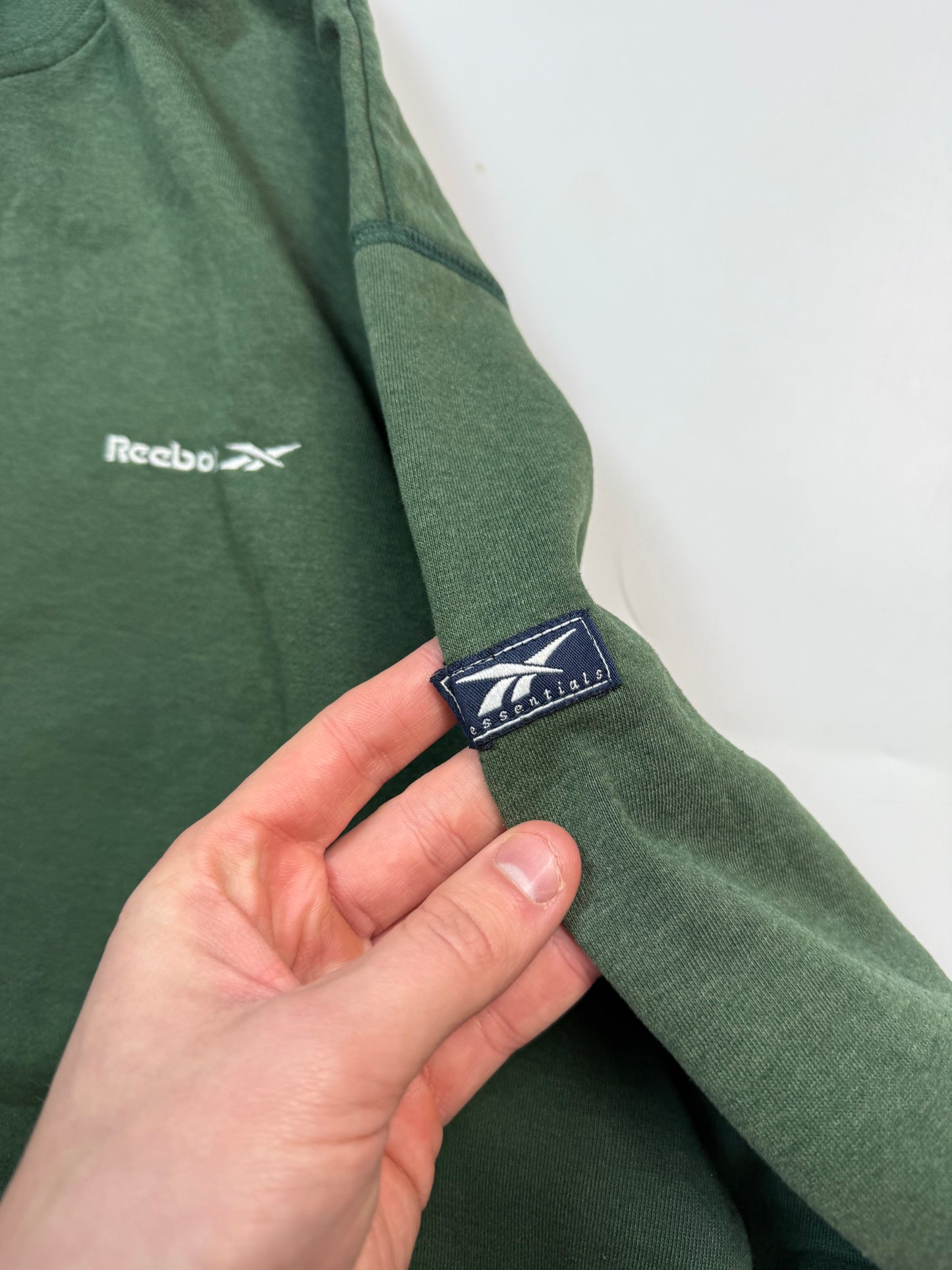 Vintage 90s Reebok small logo sweatshirt (L)