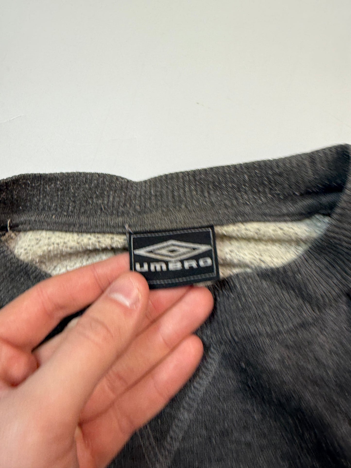 Vintage Umbro centre logo sweatshirt (L)