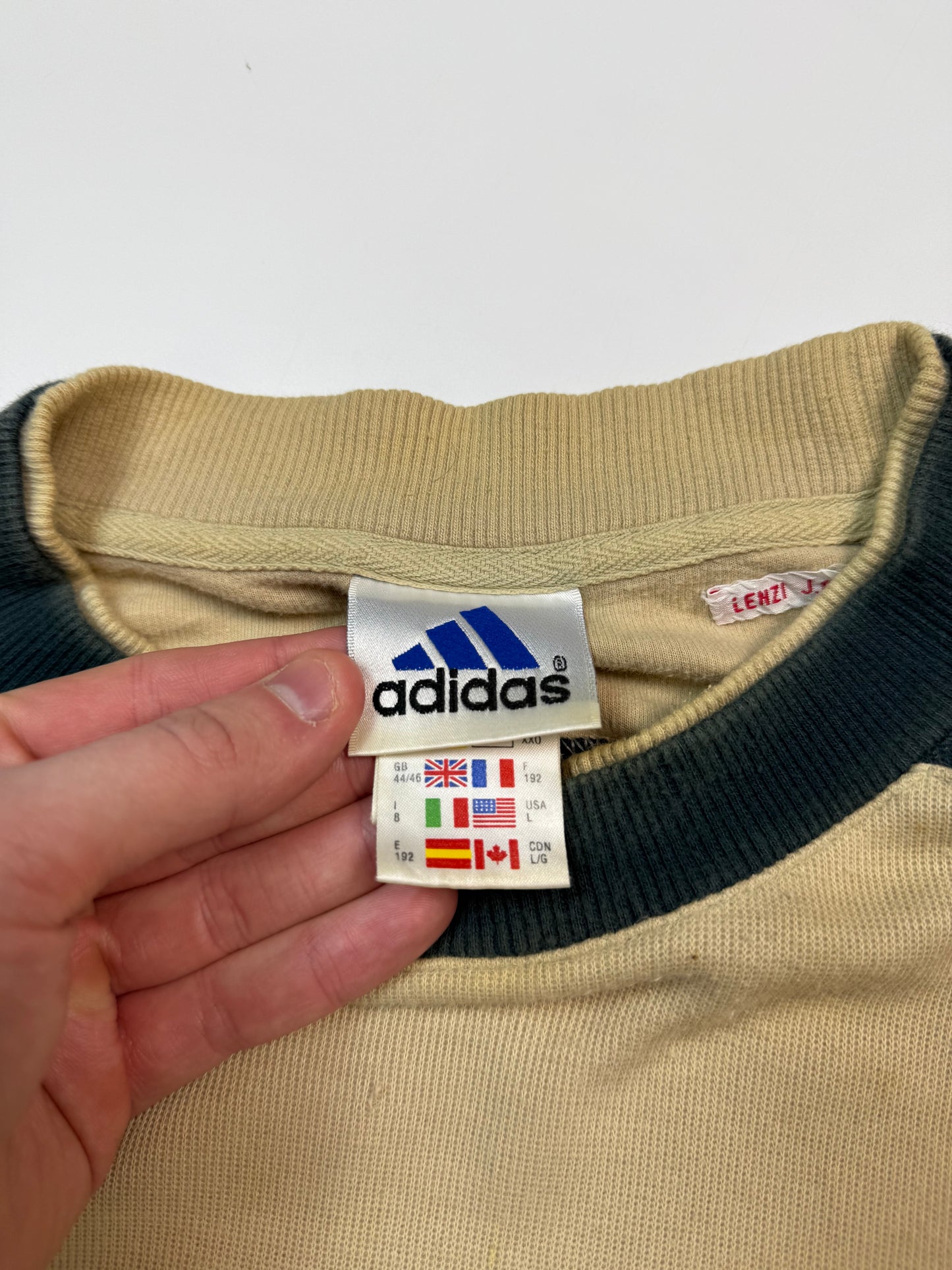 Vintage 90s Adidas small logo sweatshirt (L)