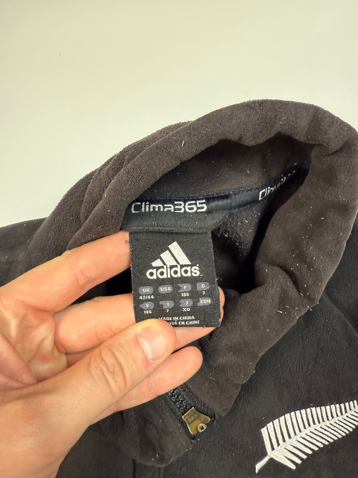 Vintage New Zealand 2007-09 Adidas rugby fleece (L)