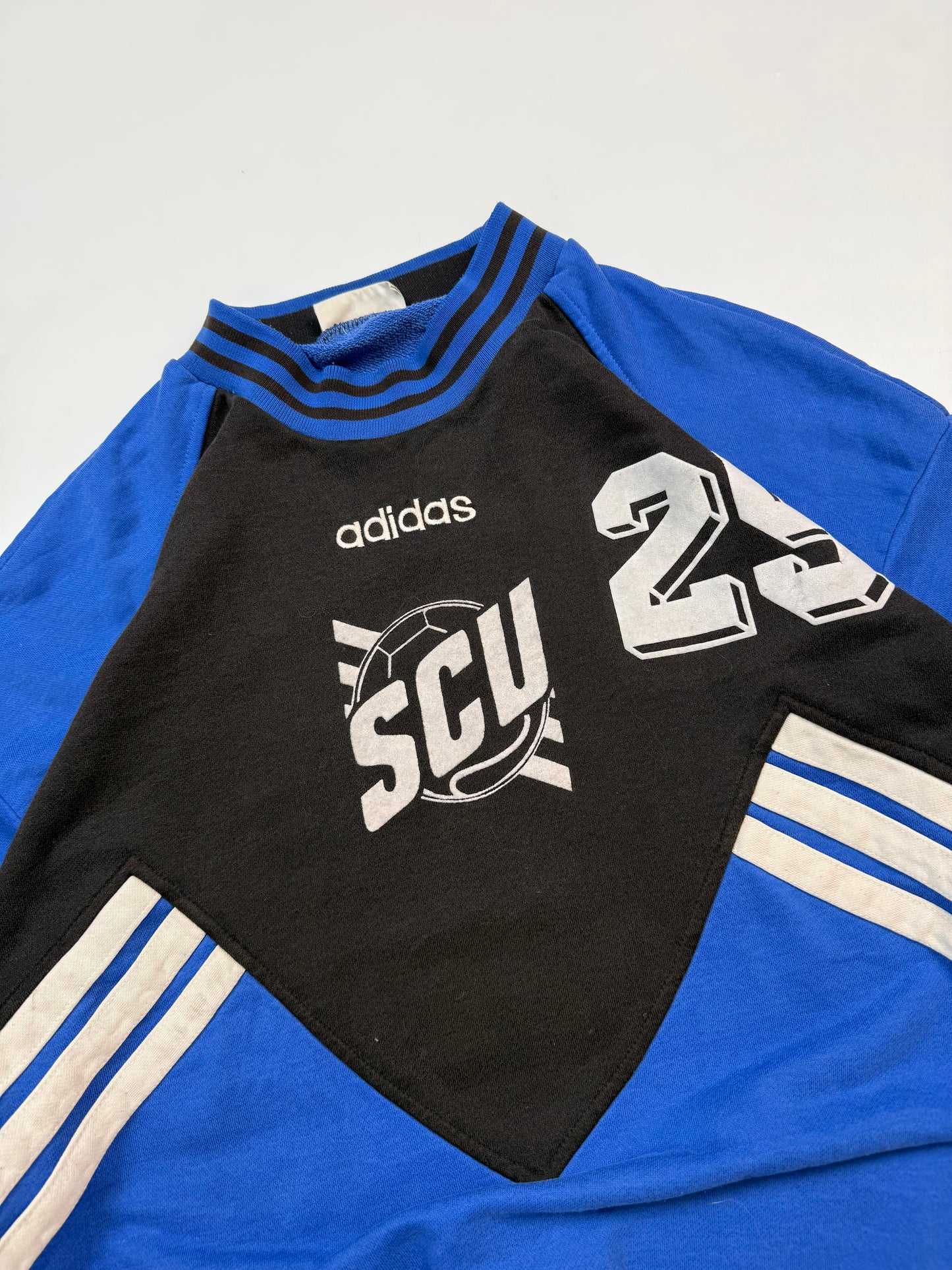 Vintage 90s adidas originals colour block sweatshirt (L)