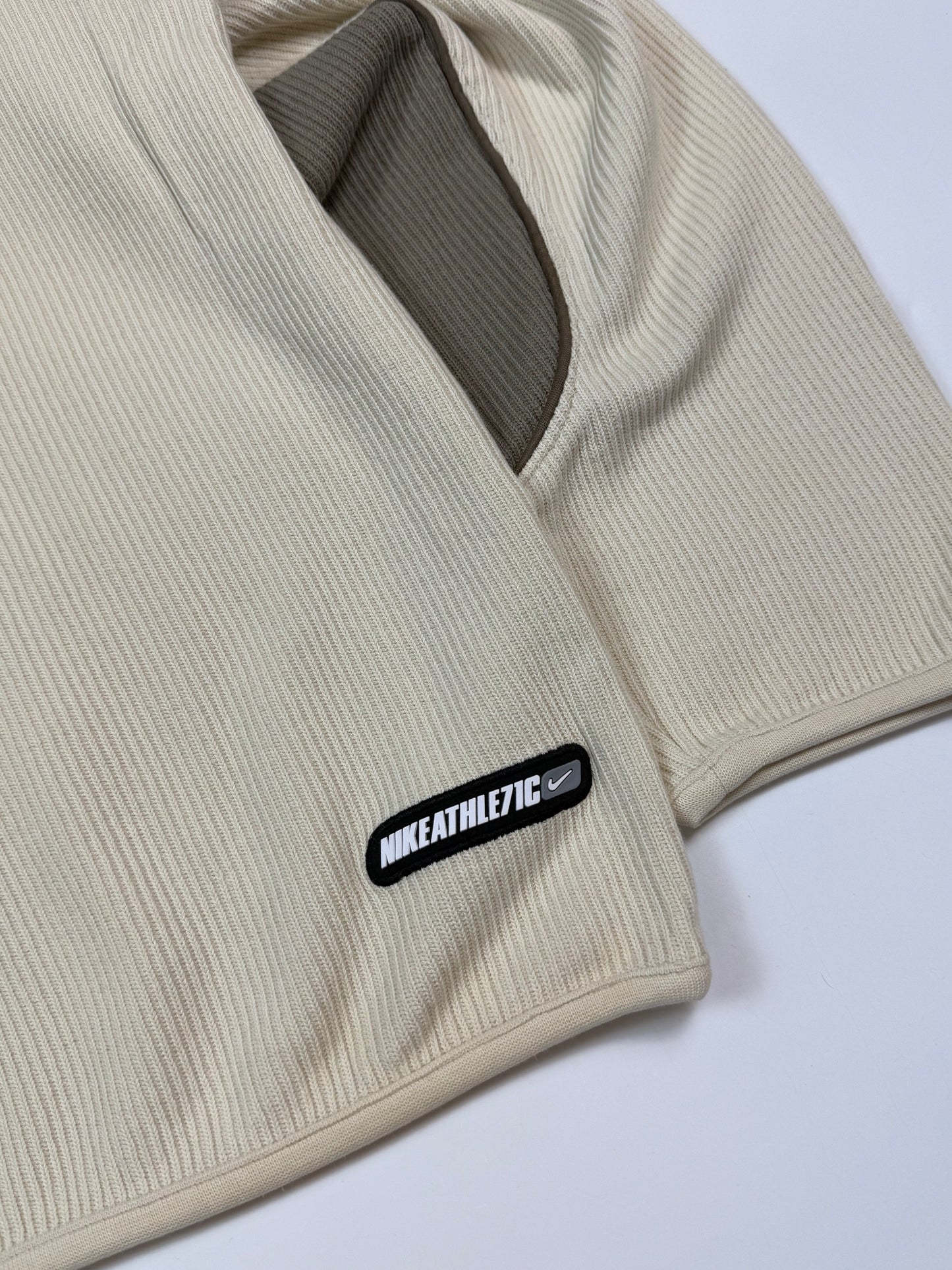 Vintage Nike athletic ribbed sweatshirt (M)