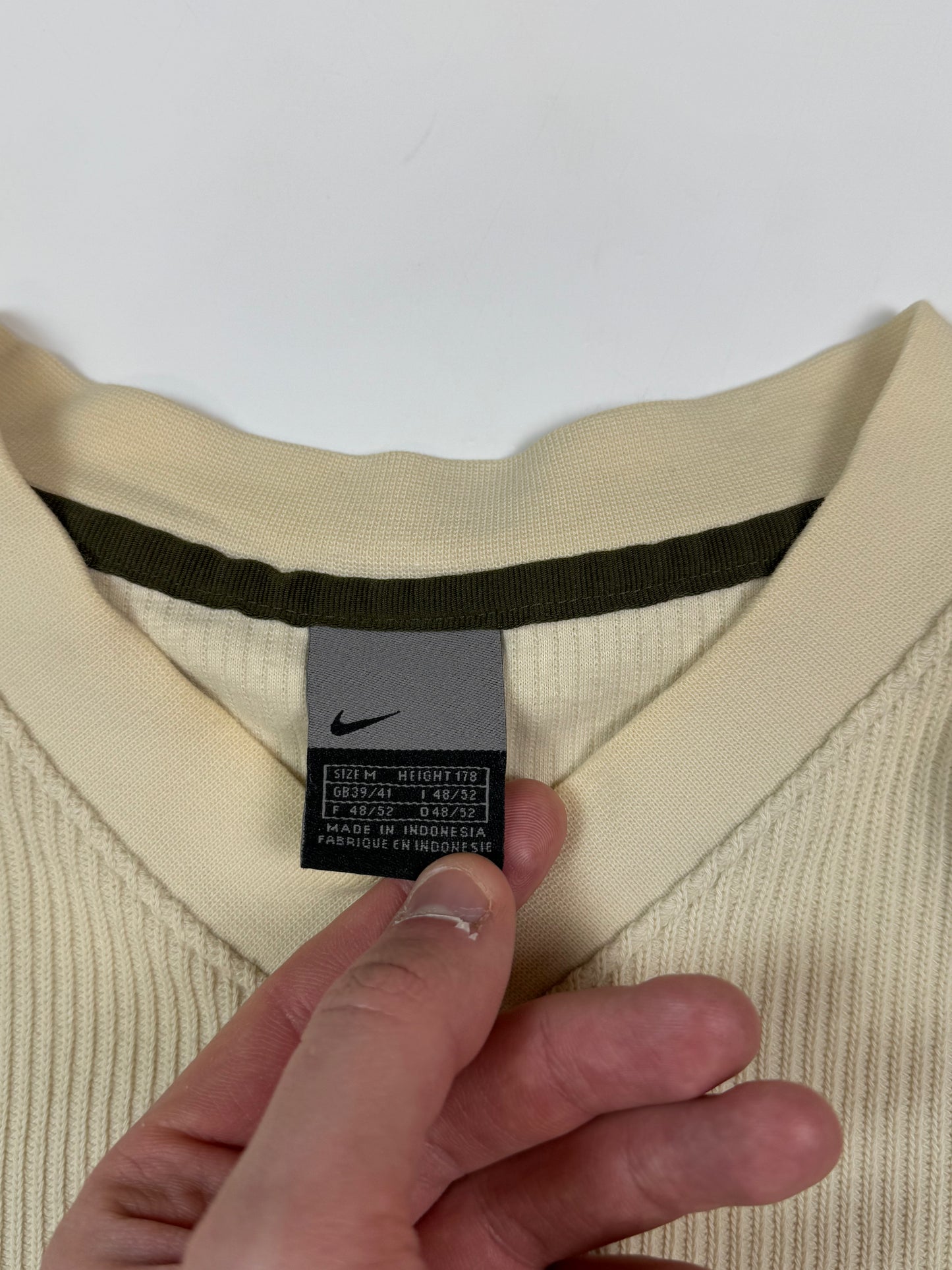 Vintage Nike athletic ribbed sweatshirt (M)