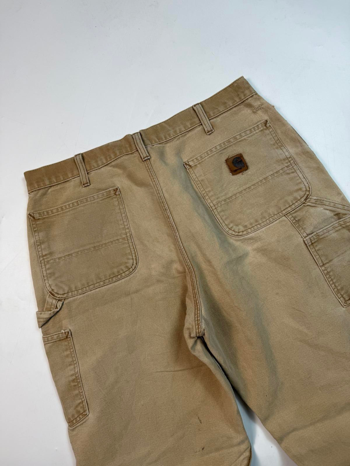 Vintage Carhartt baggy carpenter pants (W36)