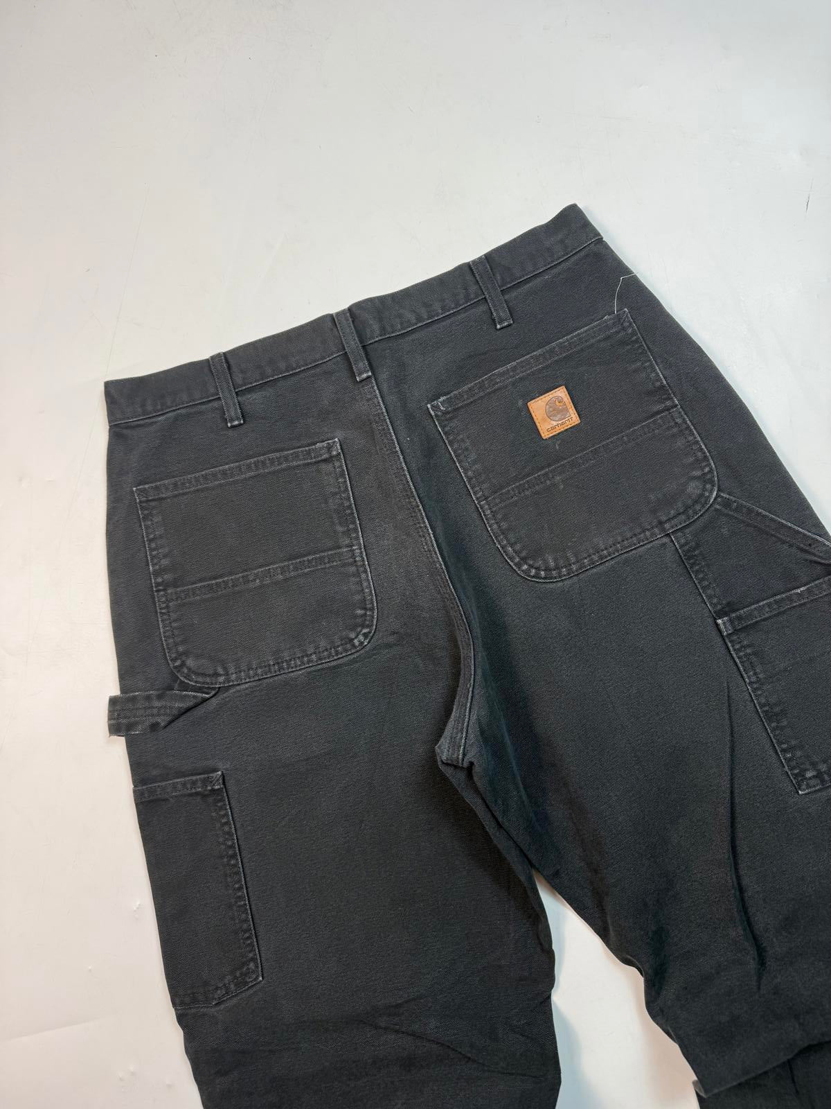 Carhartt baggy carpenter pants (W34)