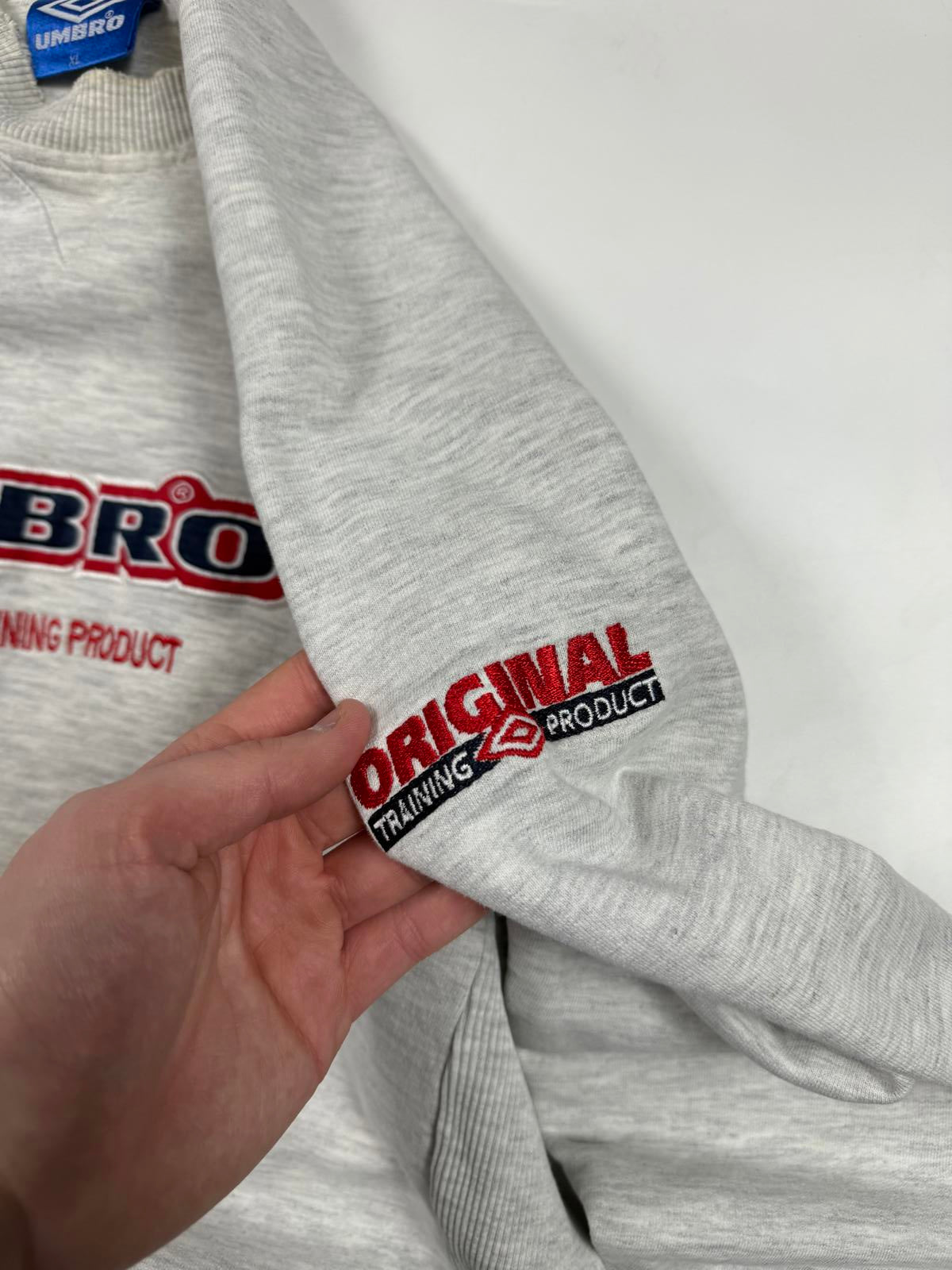 Vintage 90s Umbro pro training spell out sweatshirt (XL)