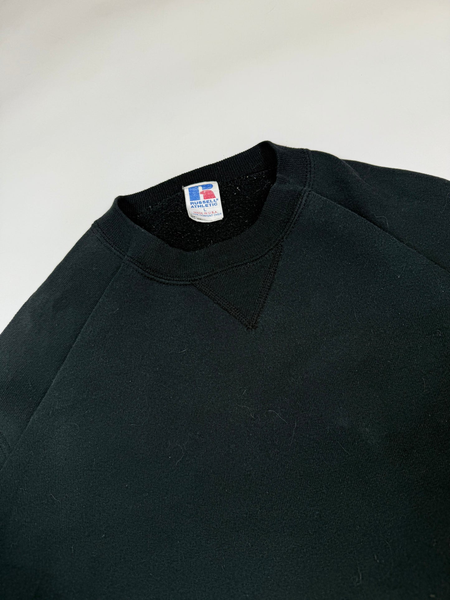 Vintage 90s Russell athletic blank sweatshirt (L)