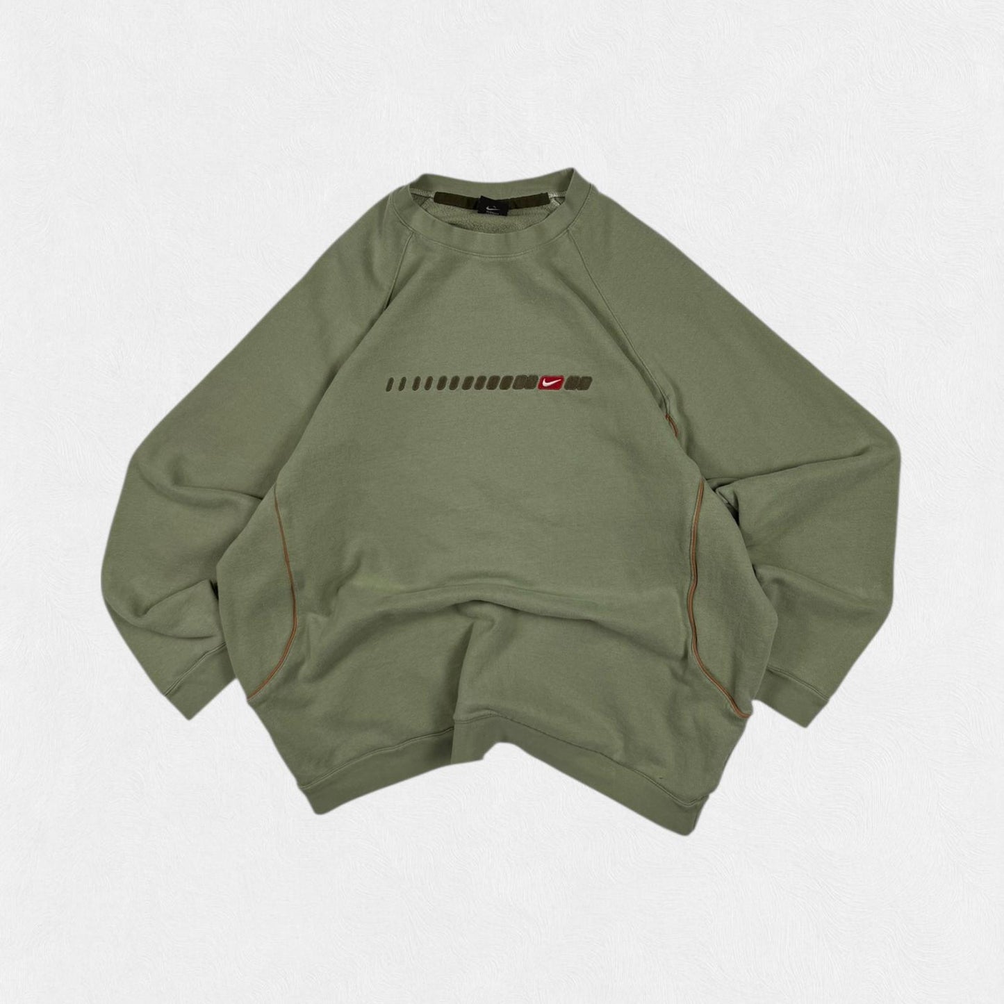 Vintage Nike centre logo sweatshirt (XL)