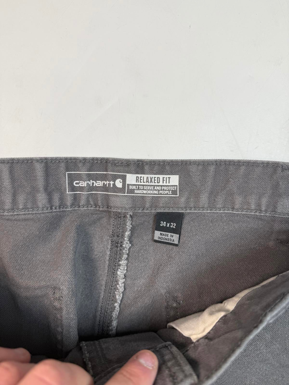 Carhartt baggy carpenter pants (W34)