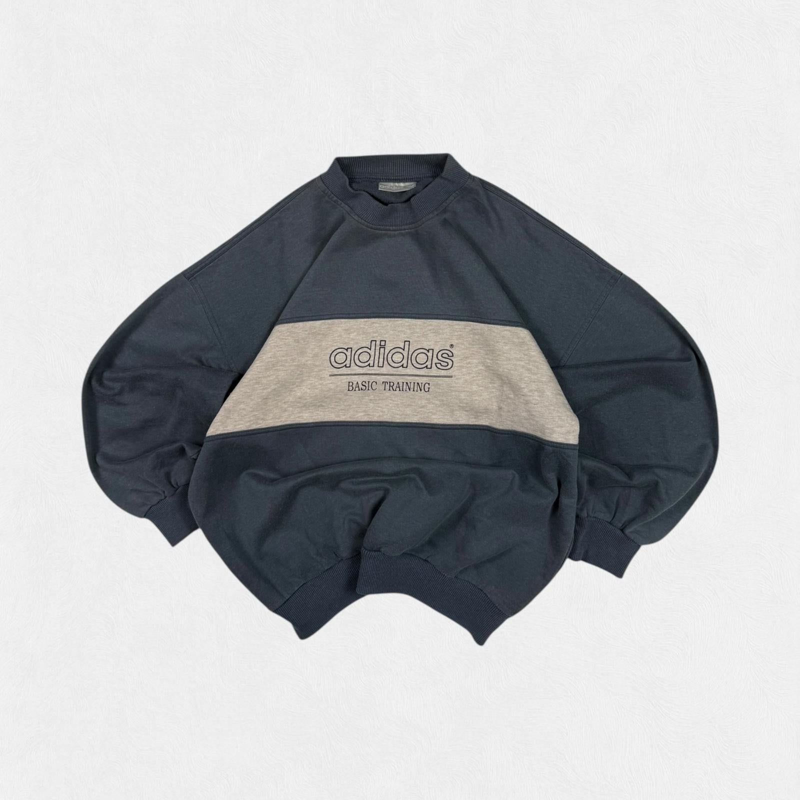Vintage 90s adidas spell out sweatshirt (L)