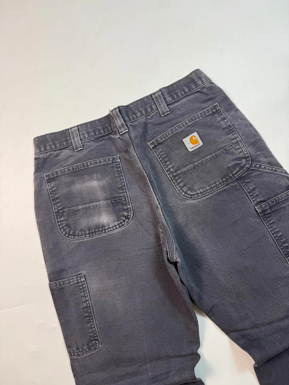 Carhartt baggy carpenter pants (W34)