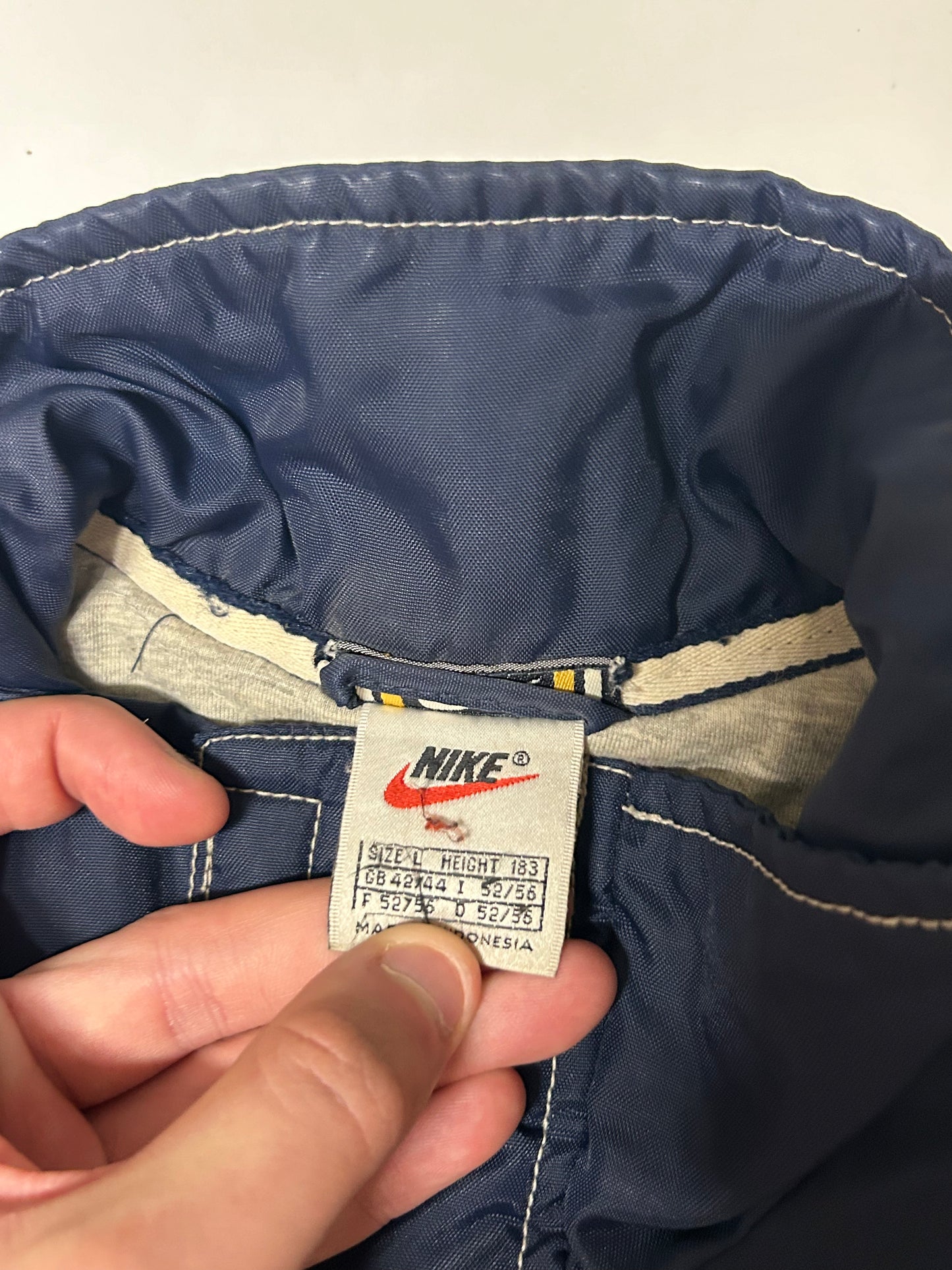 Vintage 90s Nike spell out anorak jacket (L)