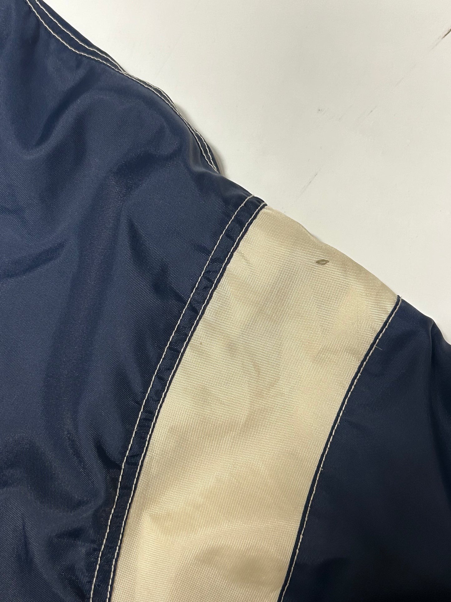 Vintage 90s Nike spell out anorak jacket (L)