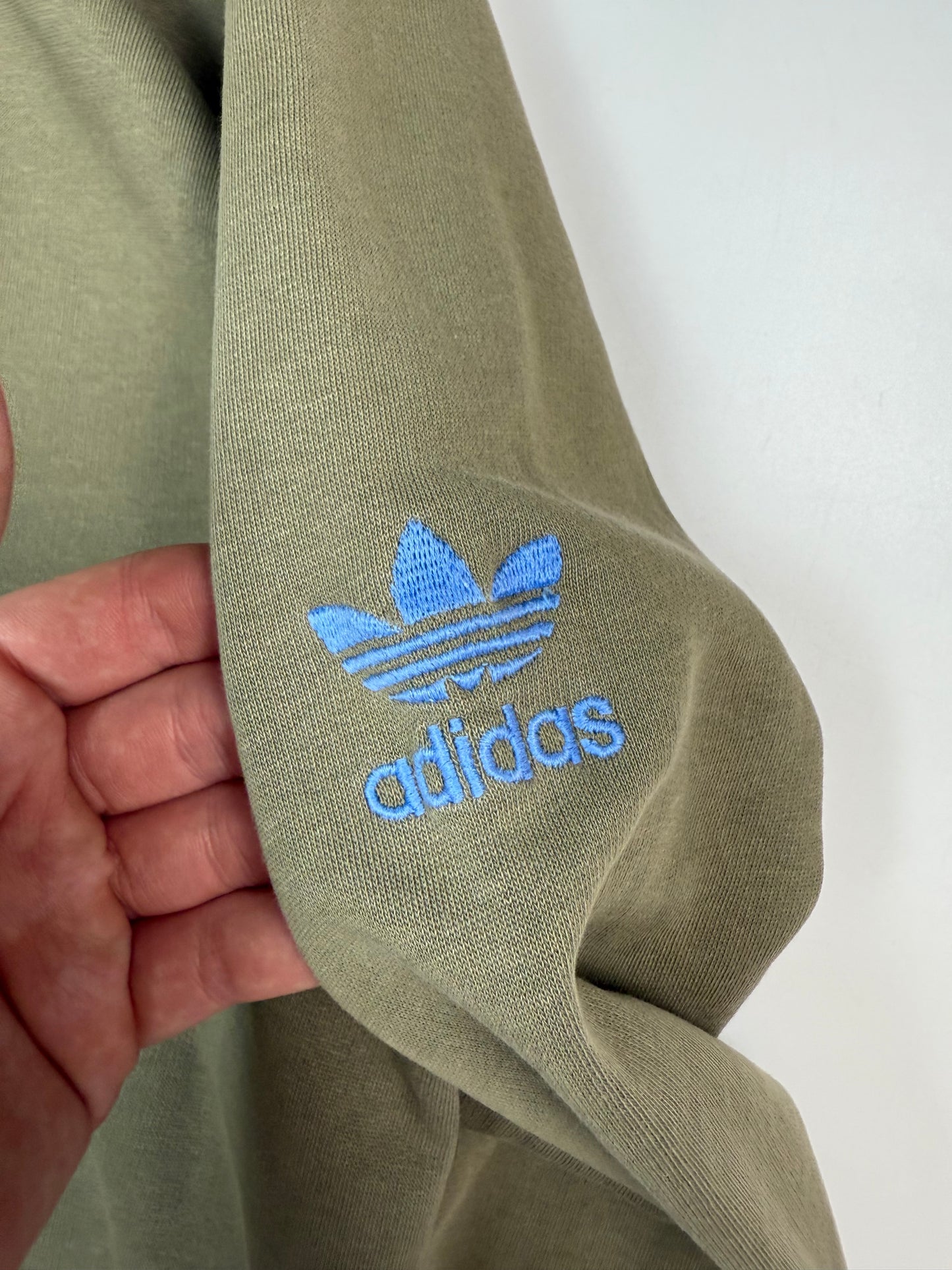 Vintage 90s Adidas originals centre logo hoodie (M)