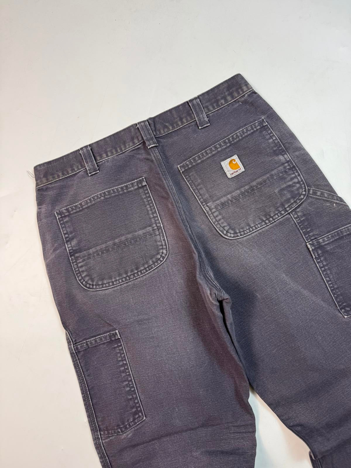 Carhartt baggy carpenter pants (W33)