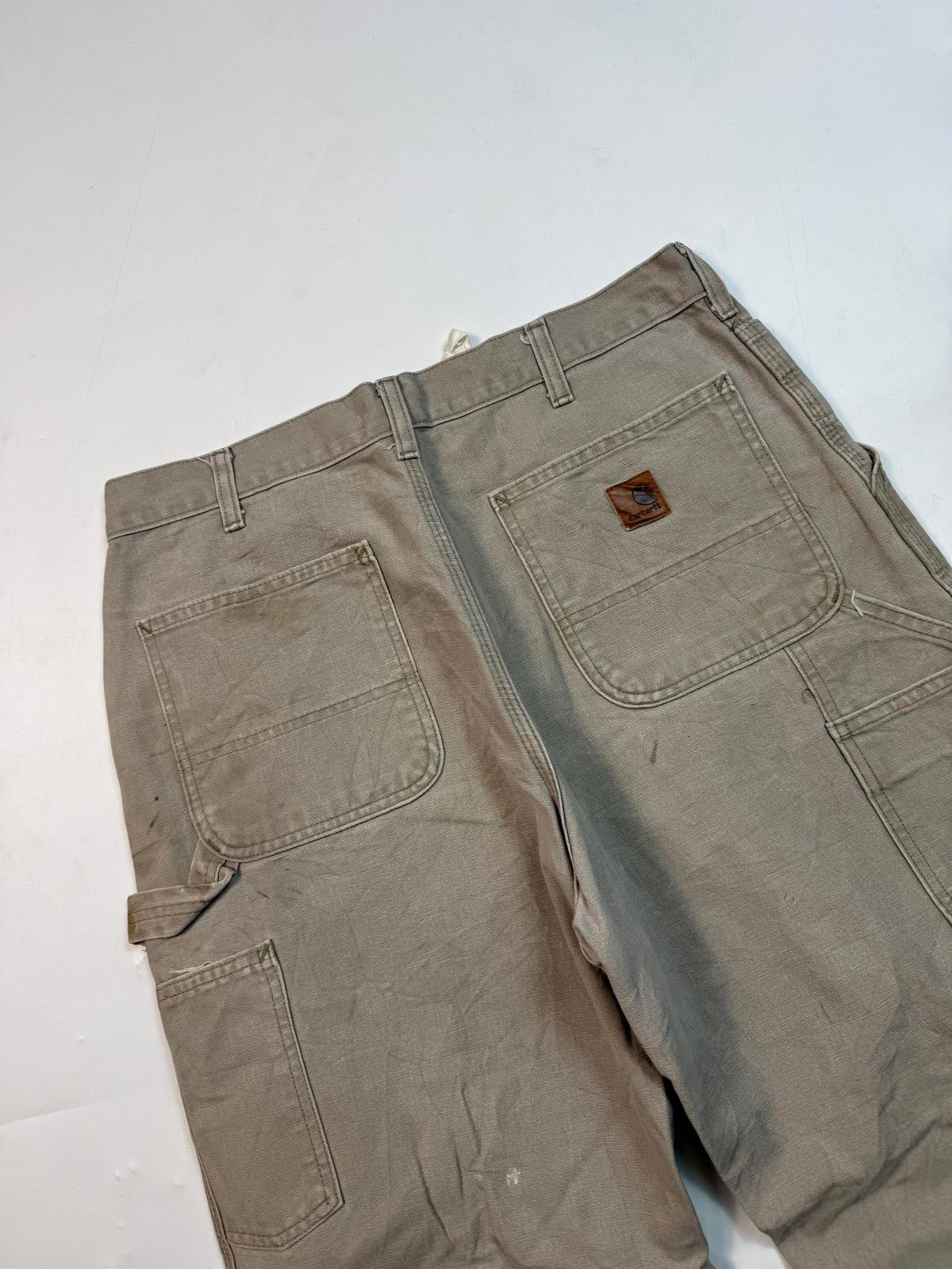 Vintage Carhartt baggy carpenter pants (W34)