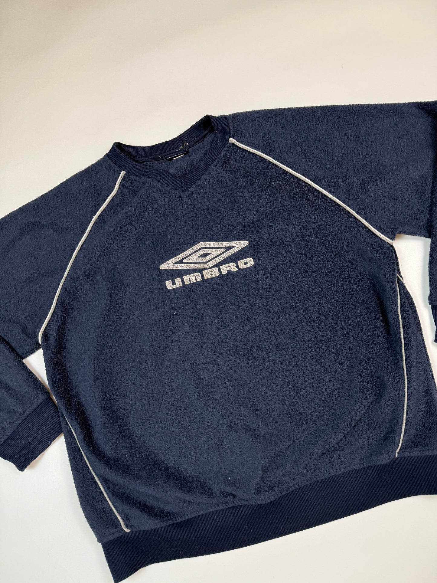 Vintage Umbro centre logo fleece sweatshirt (L)