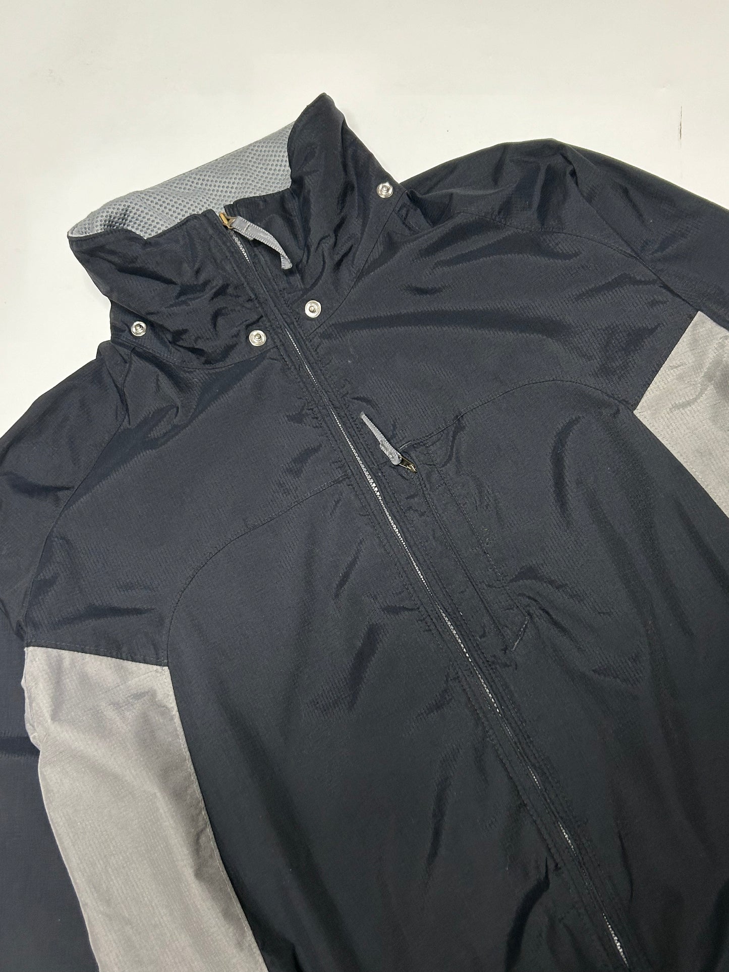 Vintage Nike ACG rain jacket (M)