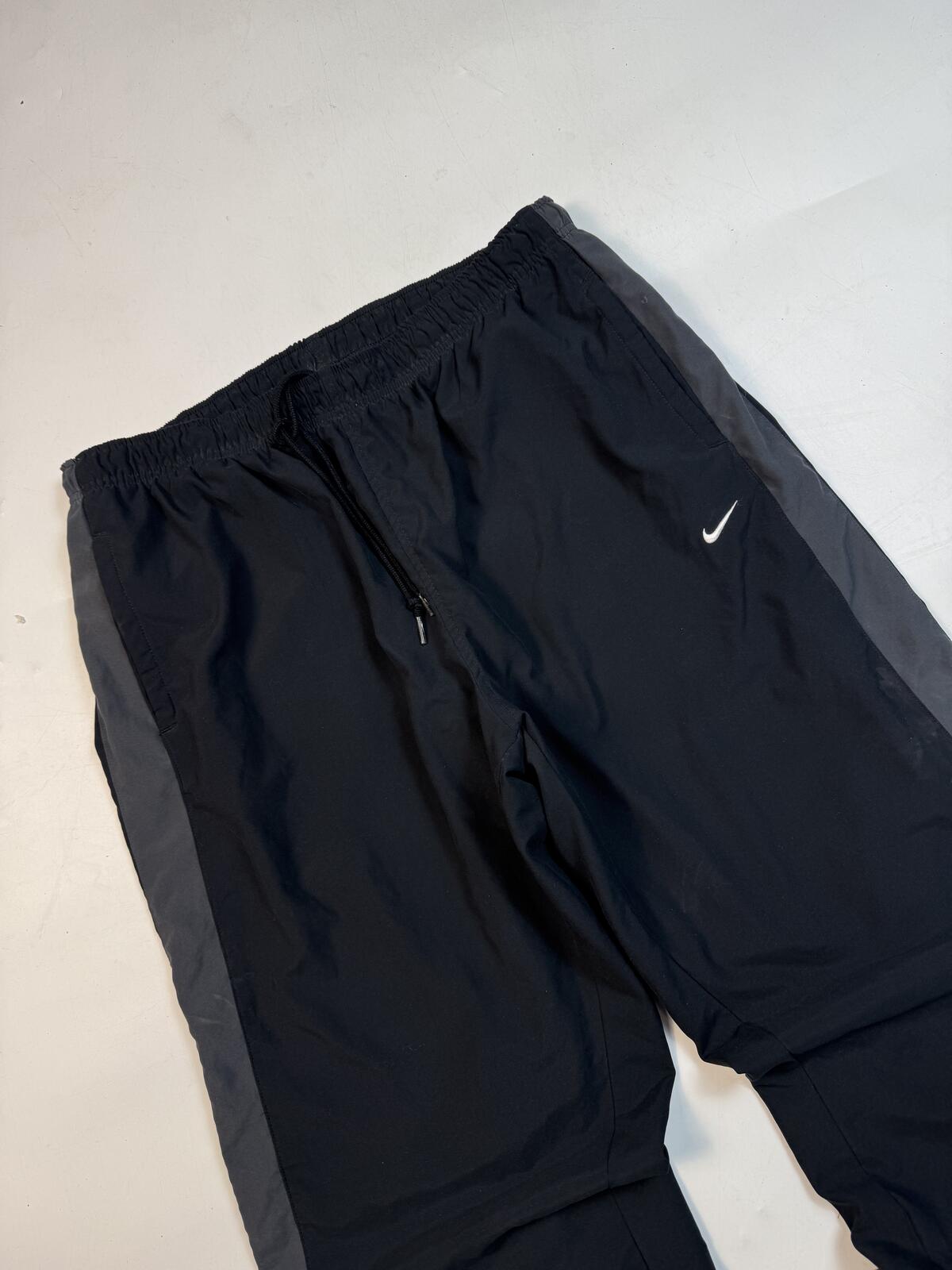 Vintage Y2K Nike side stripe baggy track pants (XXL)