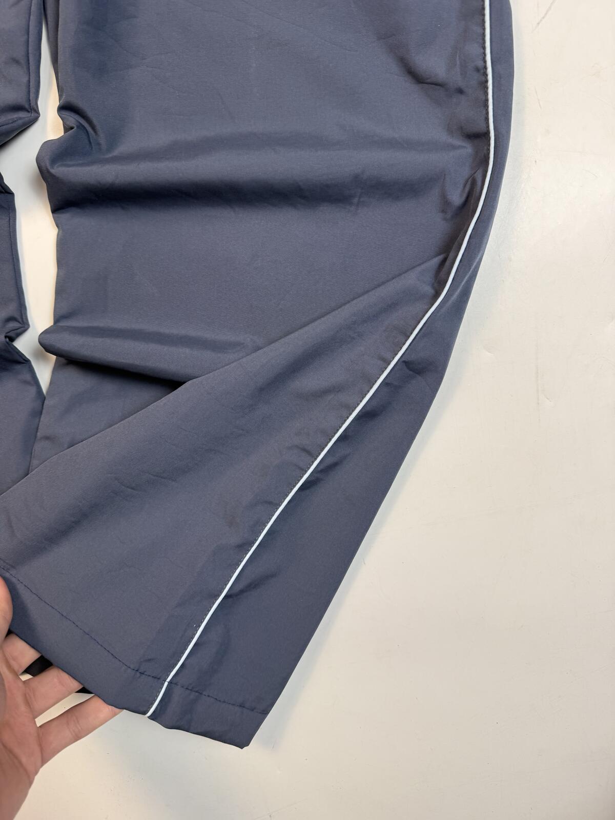 Vintage Y2K Nike baggy track pants (M)