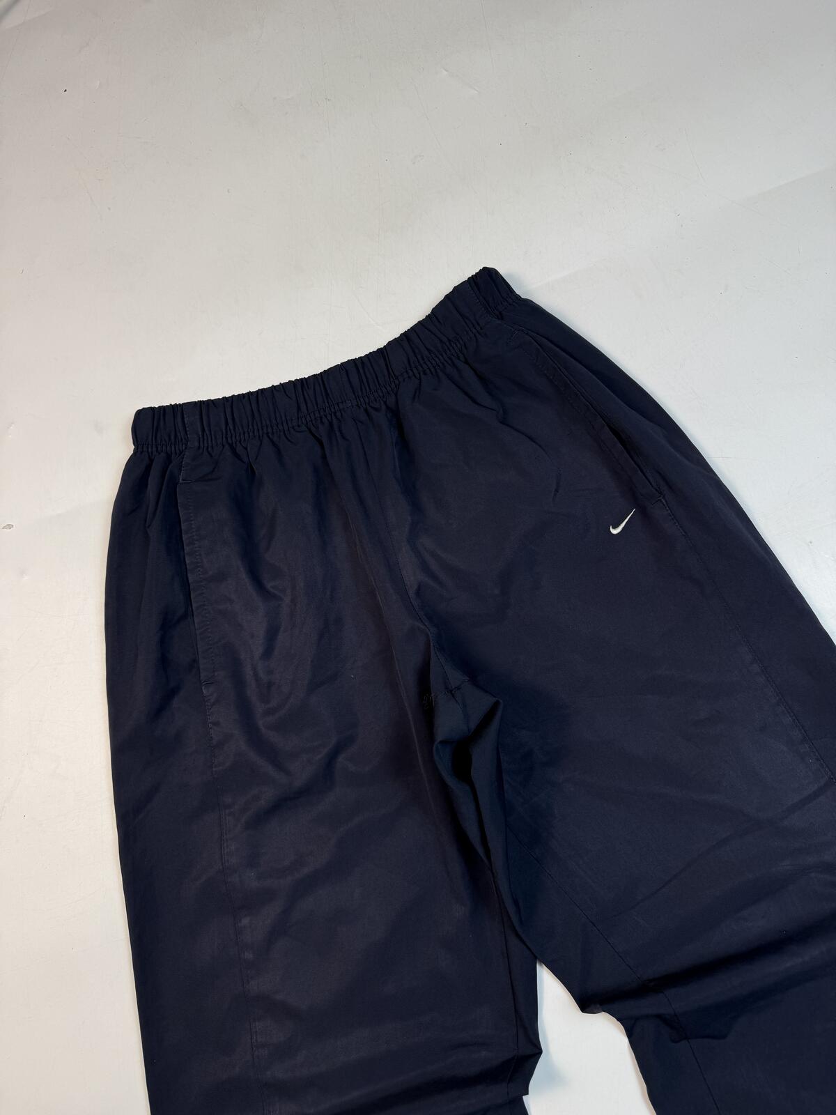 Vintage Y2K Nike baggy track pants (L)