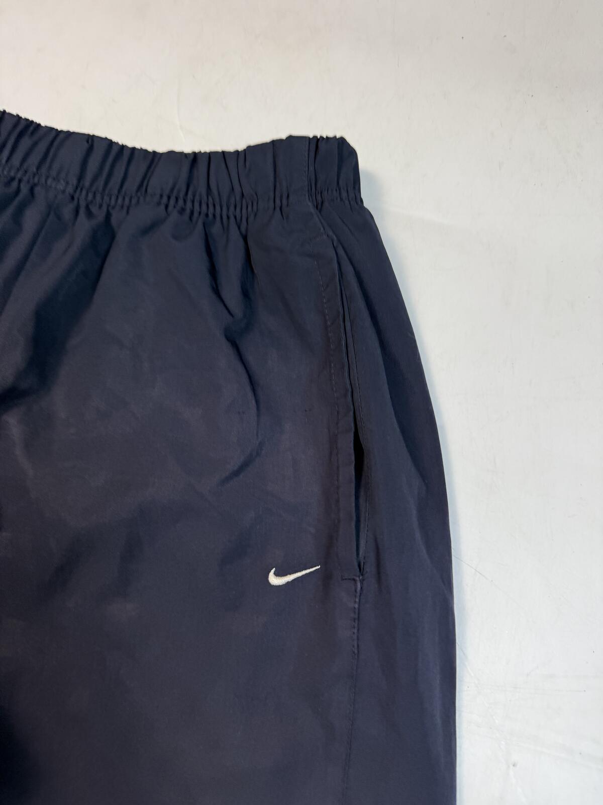 Vintage Y2K Nike baggy track pants (L)