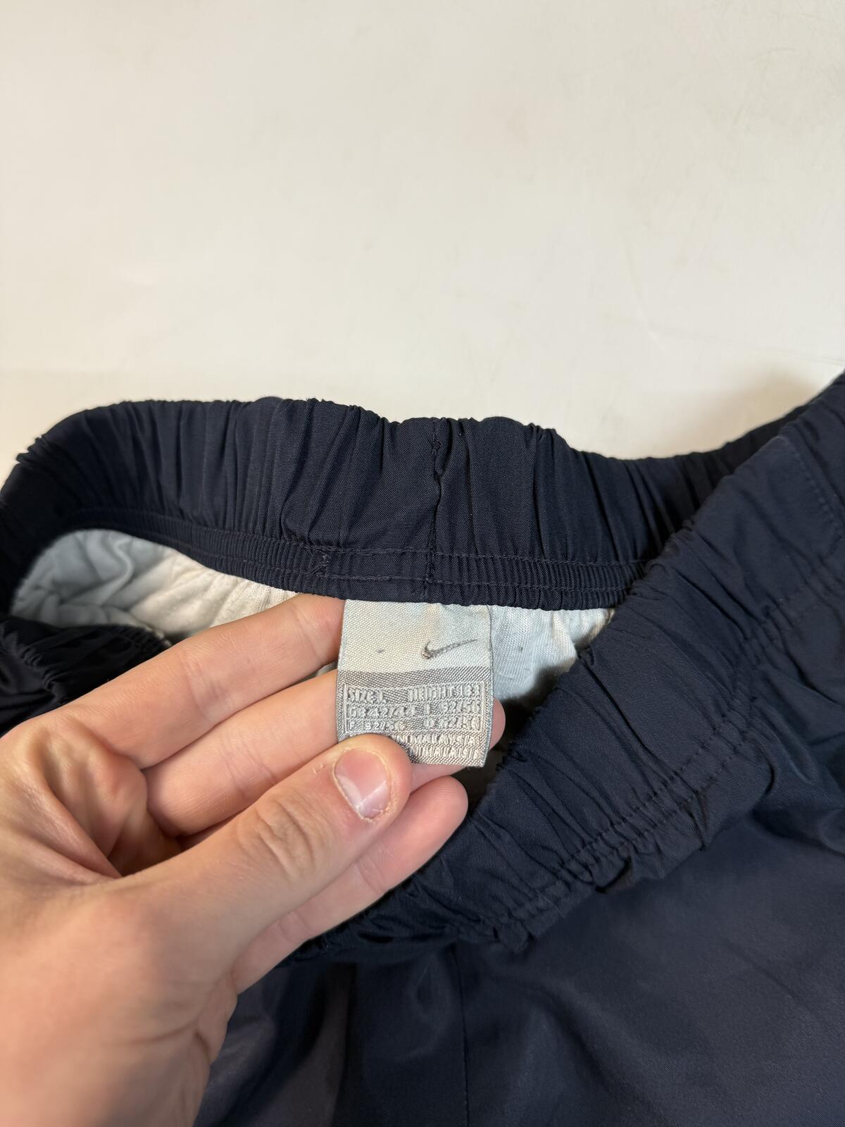 Vintage Y2K Nike baggy track pants (L)