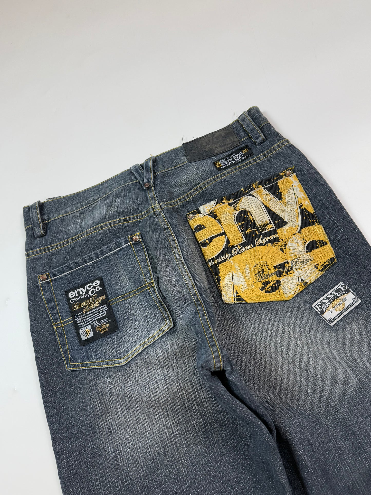 Vintage Enyce baggy jeans (W34)