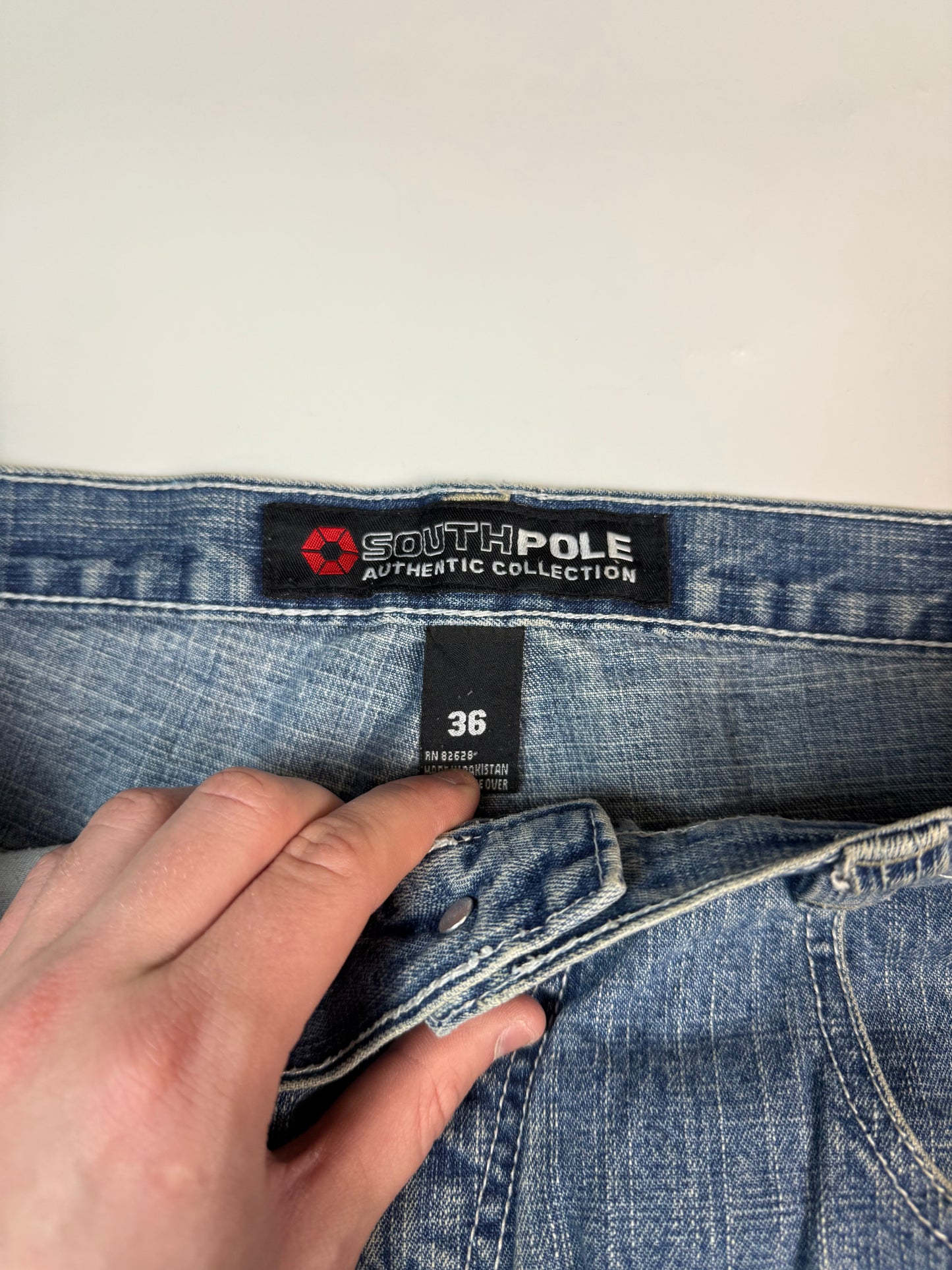 Vintage Y2K Southpole baggy hip hop jeans (W36)