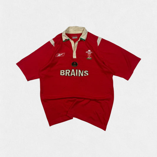 Vintage Wales 2005/06 Reebok rugby union shirt (M)