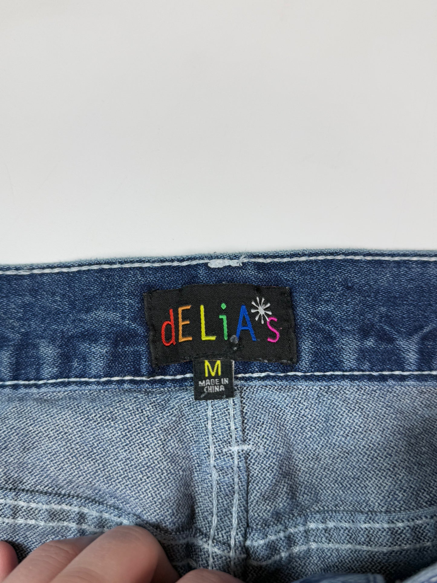 Vintage Delia's baggy jeans (M)