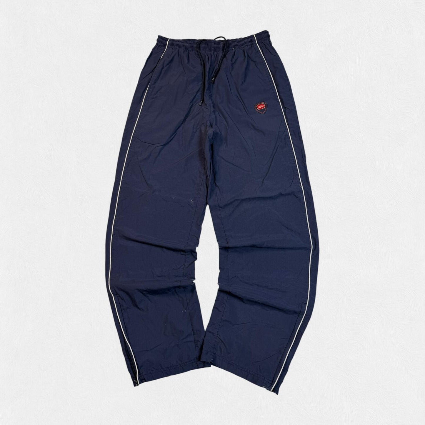 Vintage Y2K Nike baggy track pants (M)
