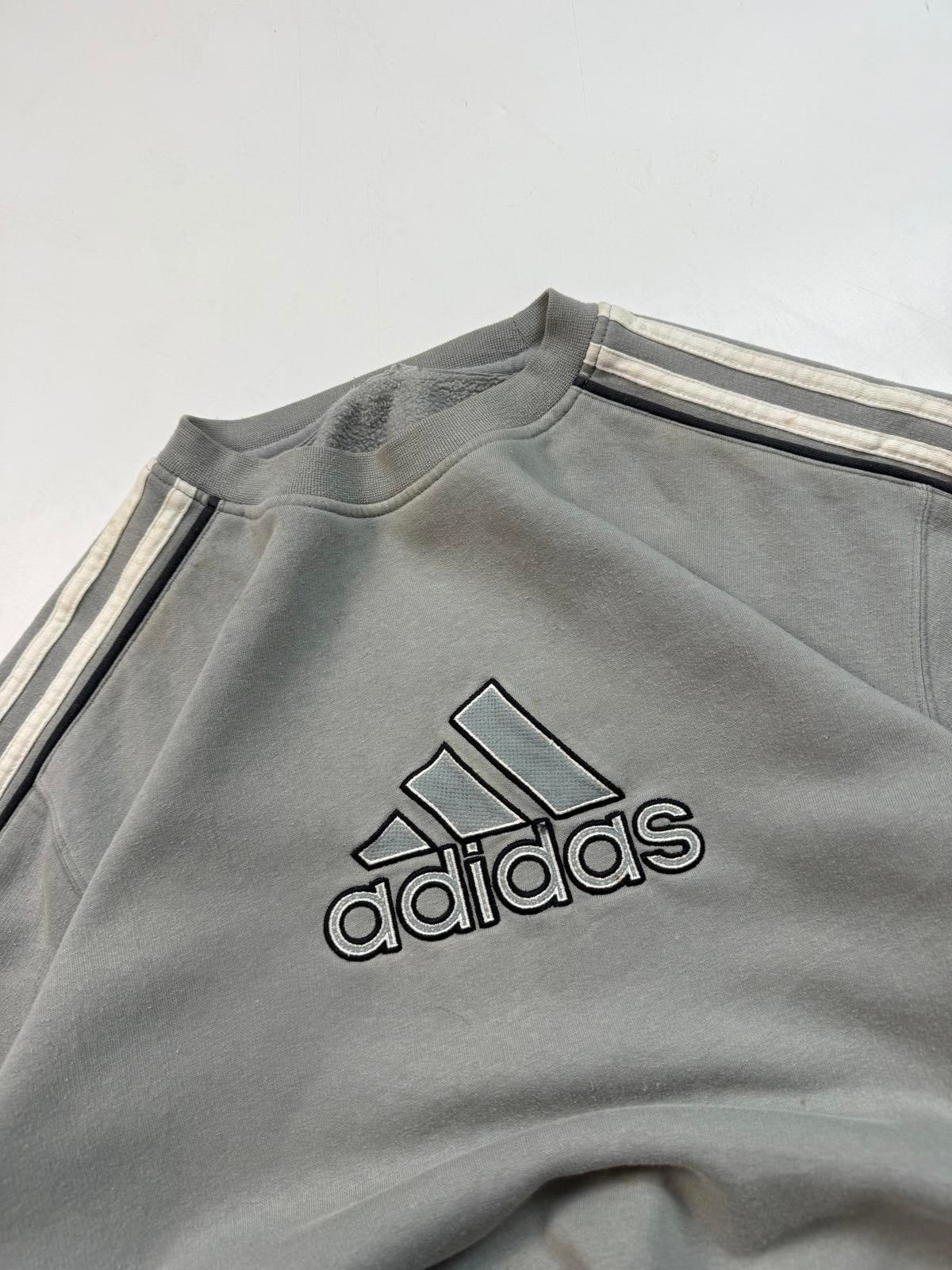 Vintage adidas centre logo sweatshirt (L)