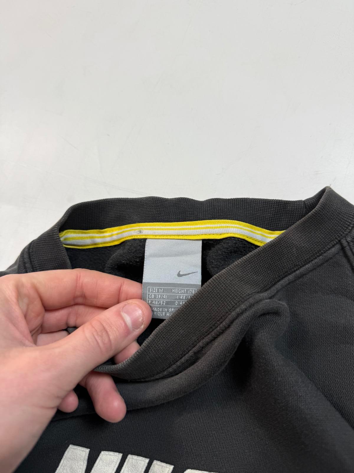 Vintage Nike spell out sweatshirt (M)