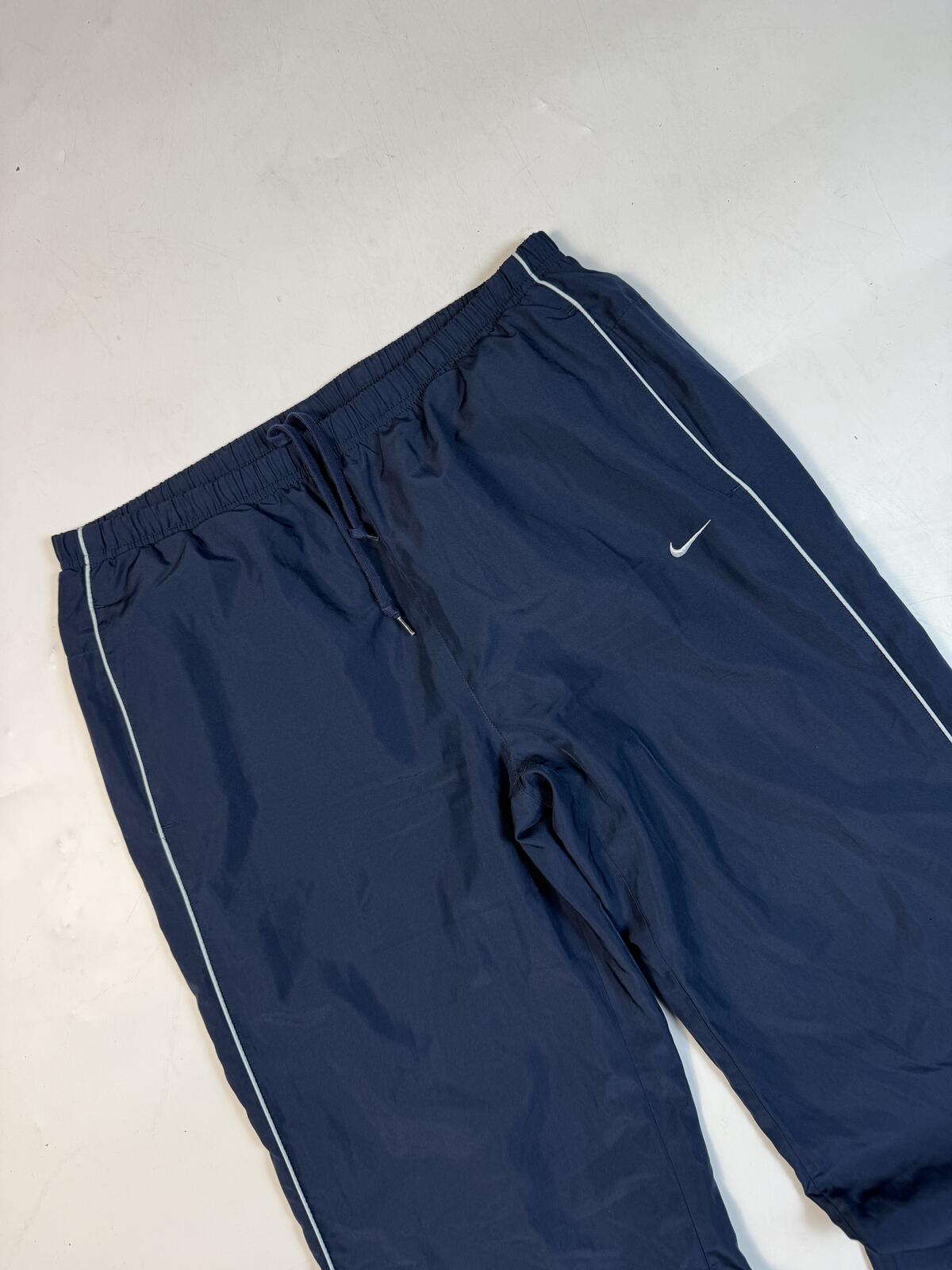 Vintage Y2K Nike baggy track pants (L)