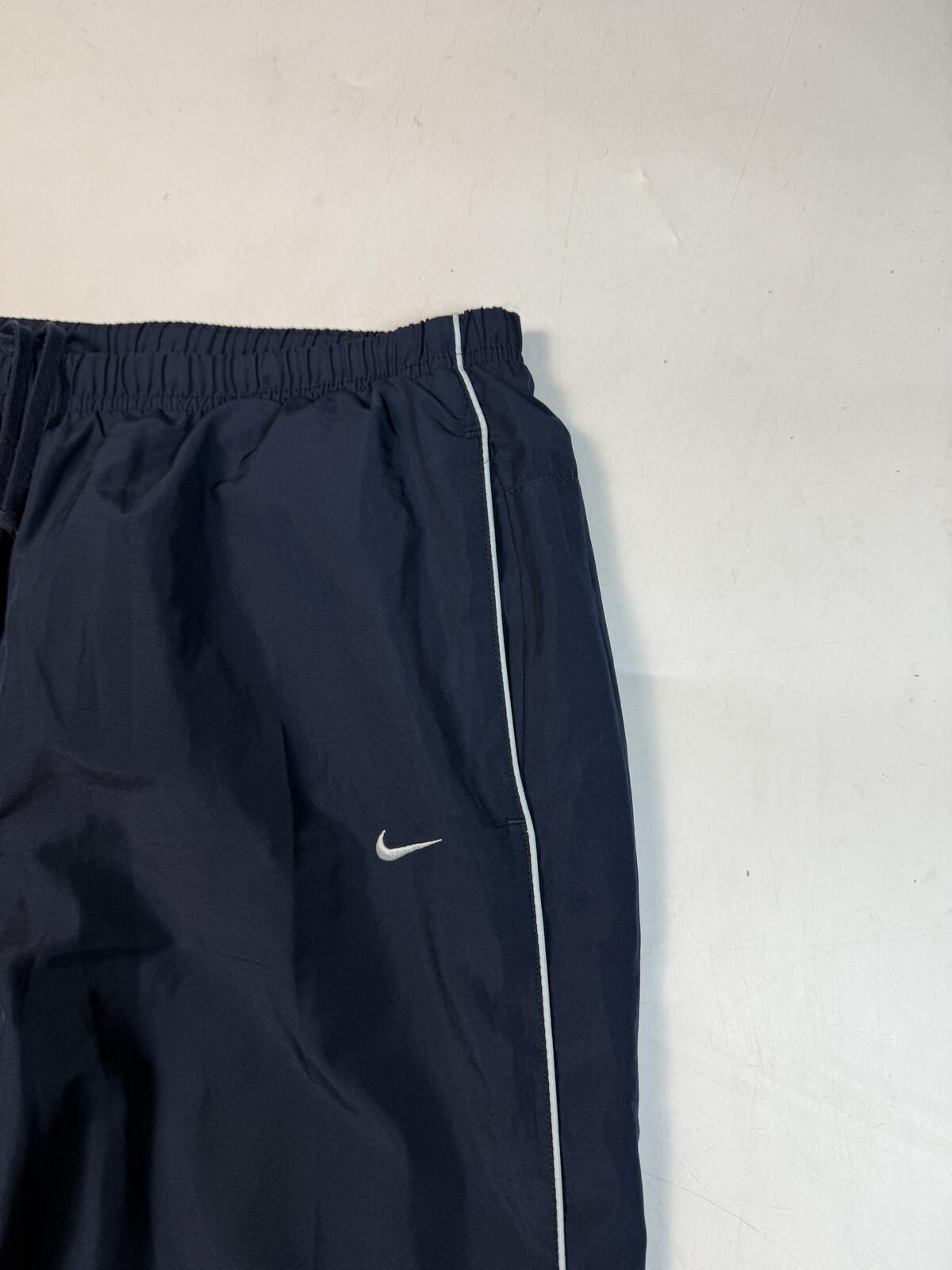 Vintage Y2K Nike baggy track pants (L)