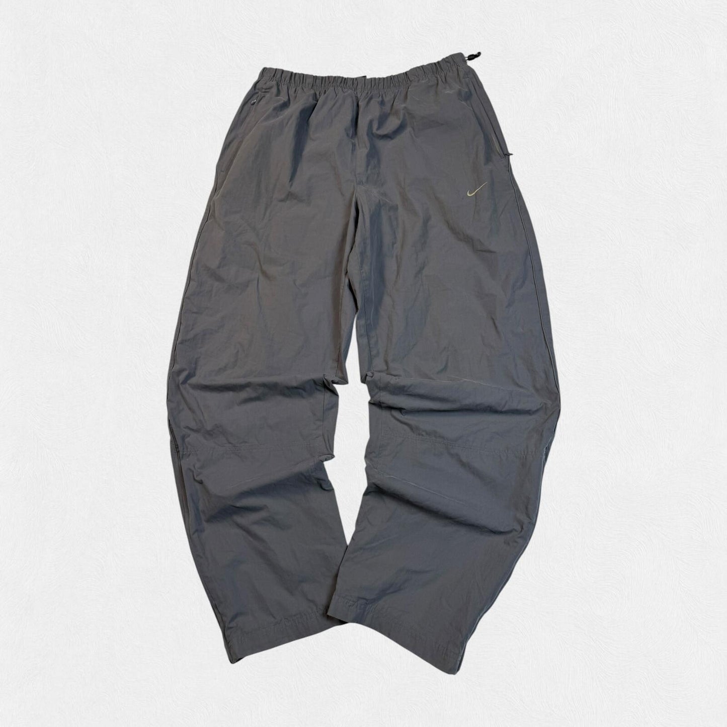 Vintage Y2K Nike baggy track pants (XL)
