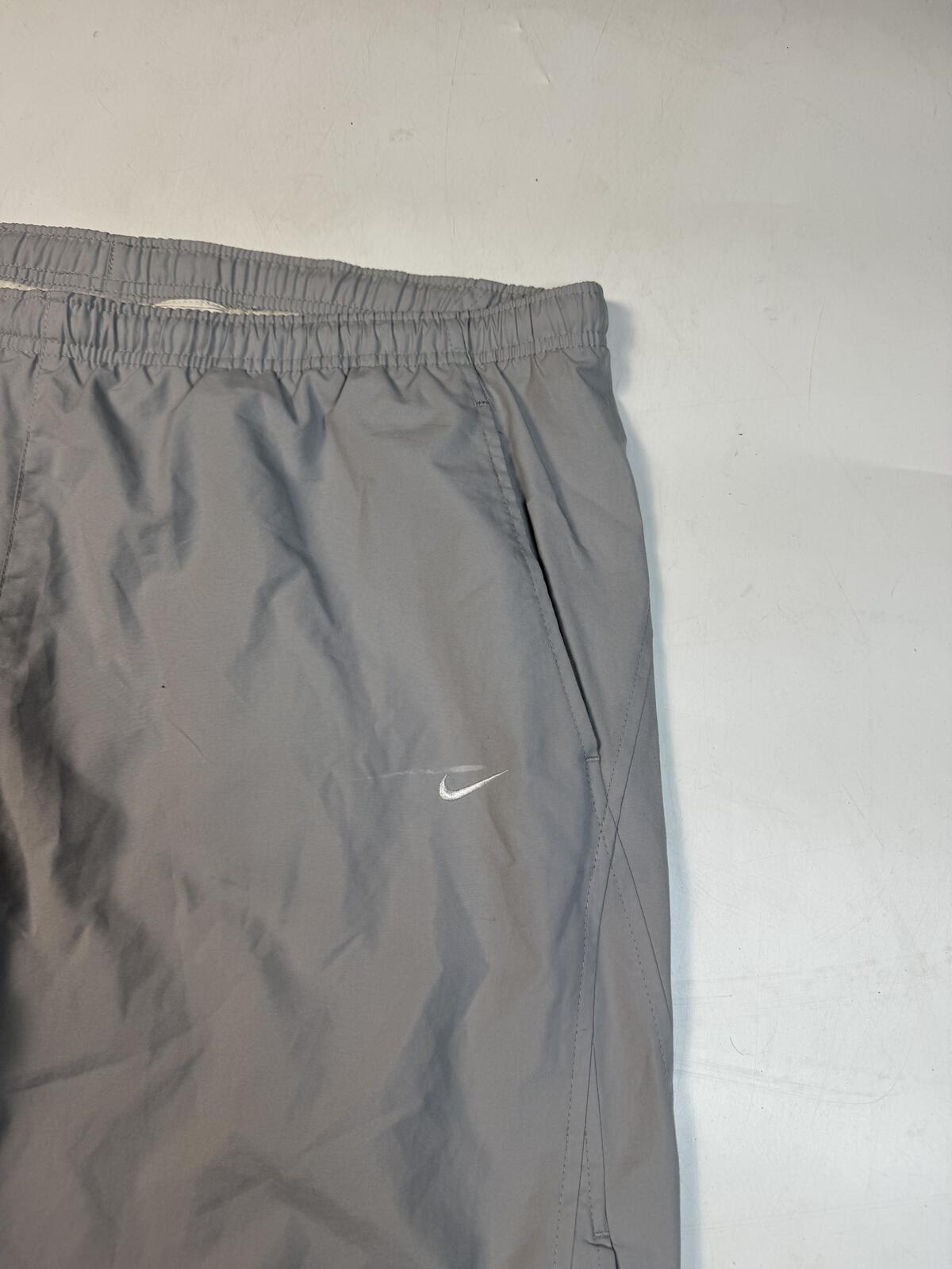 Vintage Nike baggy track pants (XL)