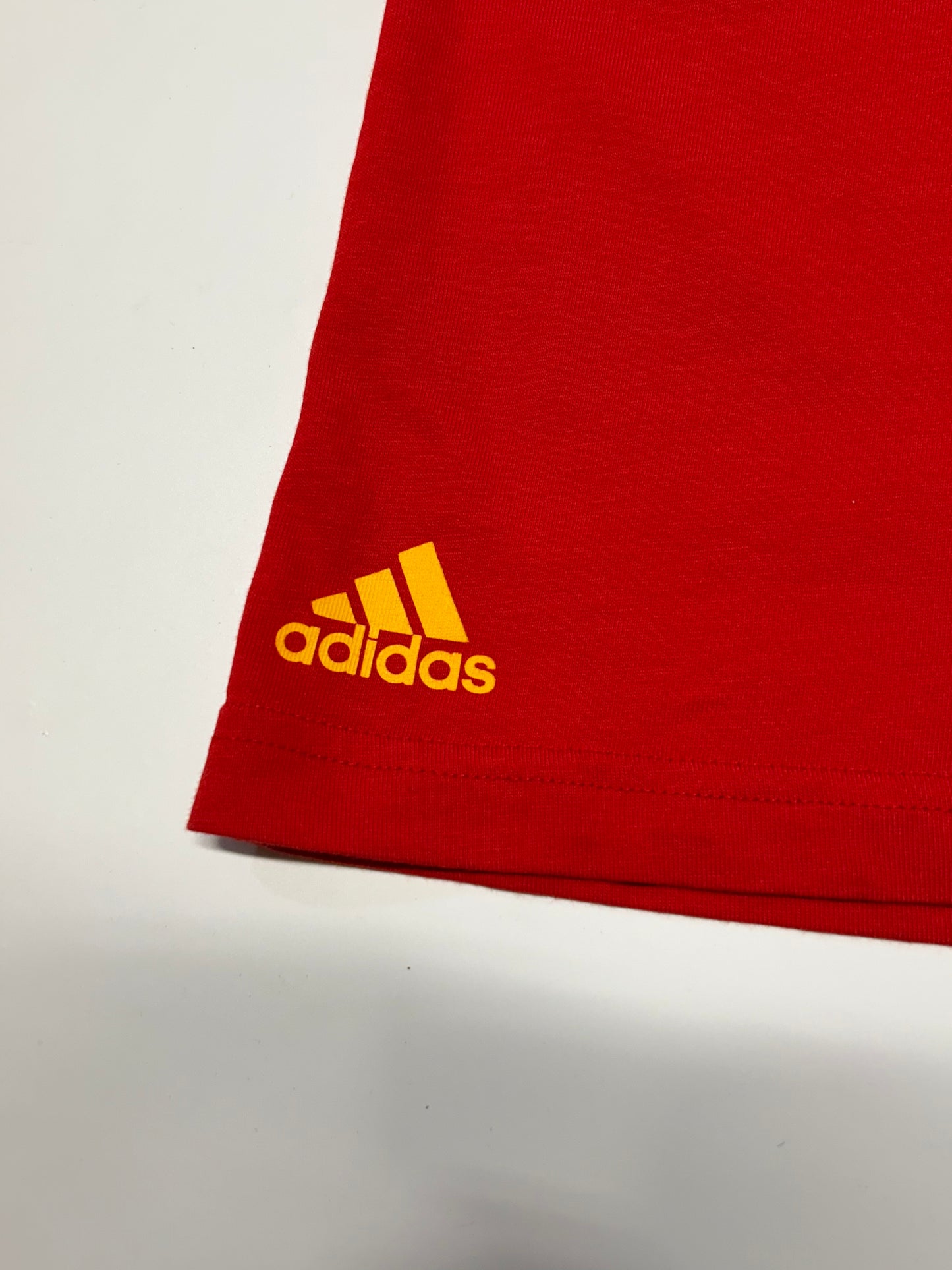 Vintage Adidas Spain euro 2008 tee (XL)