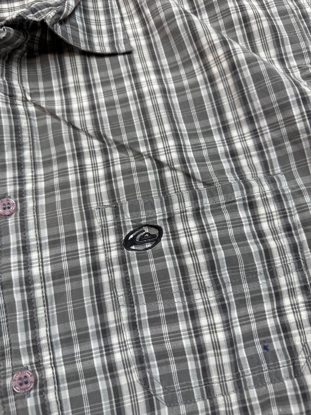 Vintage Y2K Quiksilver checkered short sleeve shirt (L)